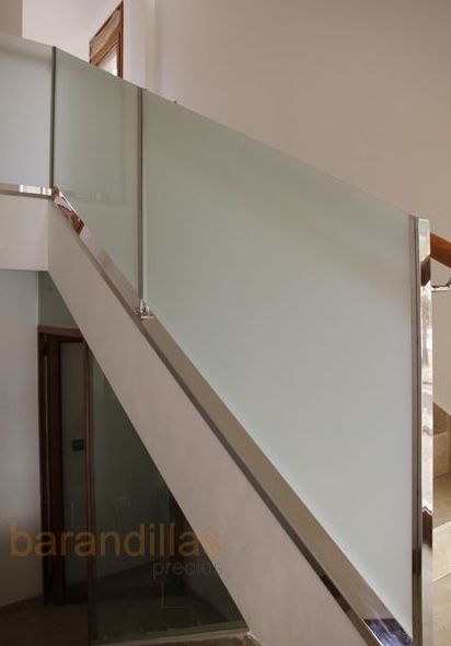 ACERO INOXIDABLE: Productos y servicios de Maxwell ACERO INOXIDABLE: Productos y servicios de Maxwell