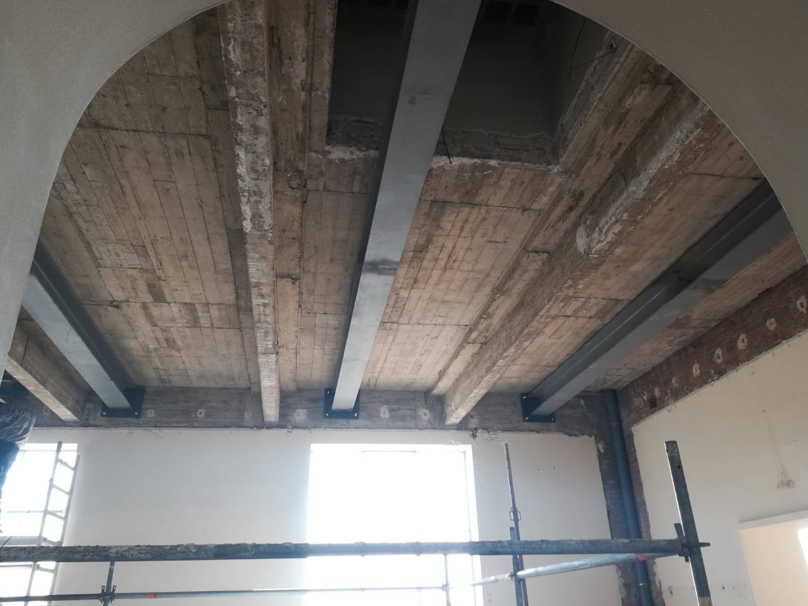 Refuerzo de forjados diversos en Museu Arqueològic de Tarragona: Trabajos realizados de Global Metall Taller, SL Refuerzo de forjados diversos en Museu Arqueològic de Tarragona: Trabajos realizados de Global Metall Taller, SL