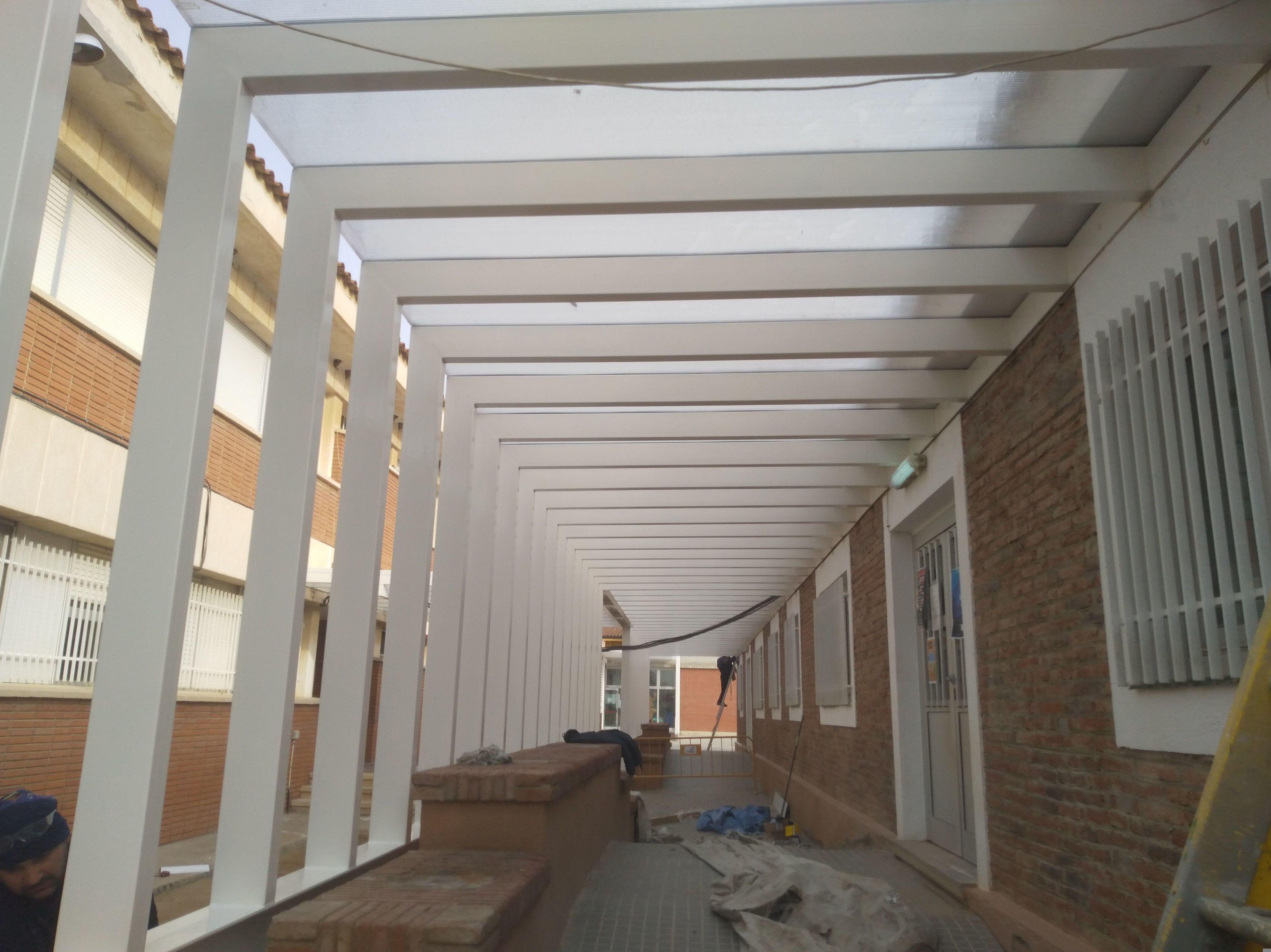 Estructura Metálica Porcho, en Escuela Pere Verges Vilallonga del Camp: Trabajos realizados de Global Metall, S.C.P. Estructura Metálica Porcho, en Escuela Pere Verges Vilallonga del Camp: Trabajos realizados de Global Metall, S.C.P.