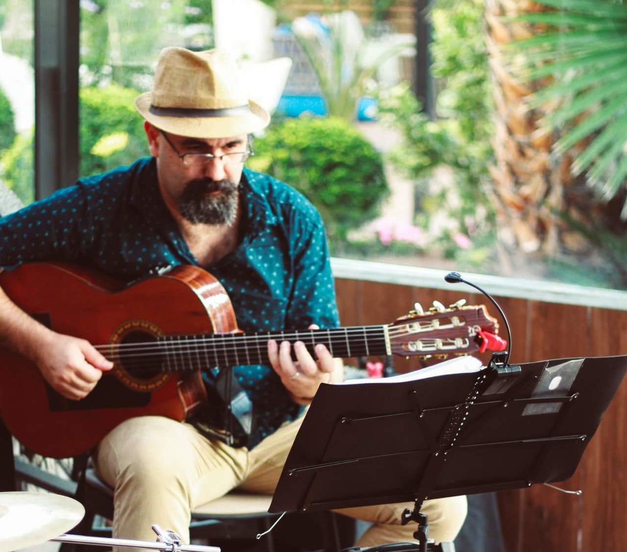 Clases de música especialidad cuerda: Espacio Cultural de Los Menceyatos Clases de música especialidad cuerda: Espacio Cultural de Los Menceyatos