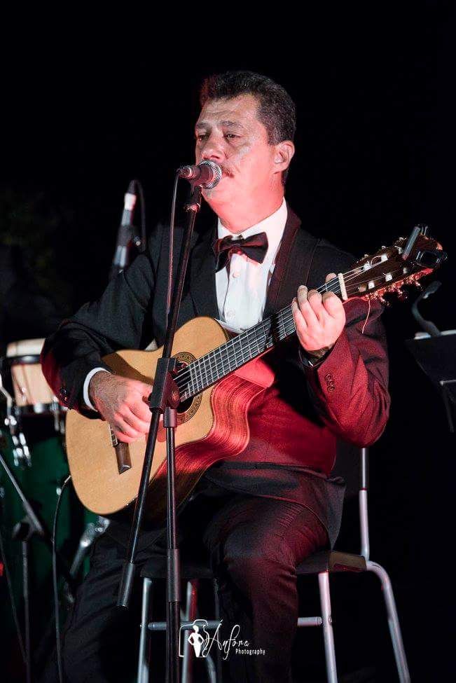 Clases de Pulso y Púa, requinto y 4 Venezolanos: Espacio Cultural de Los Menceyatos Clases de Pulso y Púa, requinto y 4 Venezolanos: Espacio Cultural de Los Menceyatos