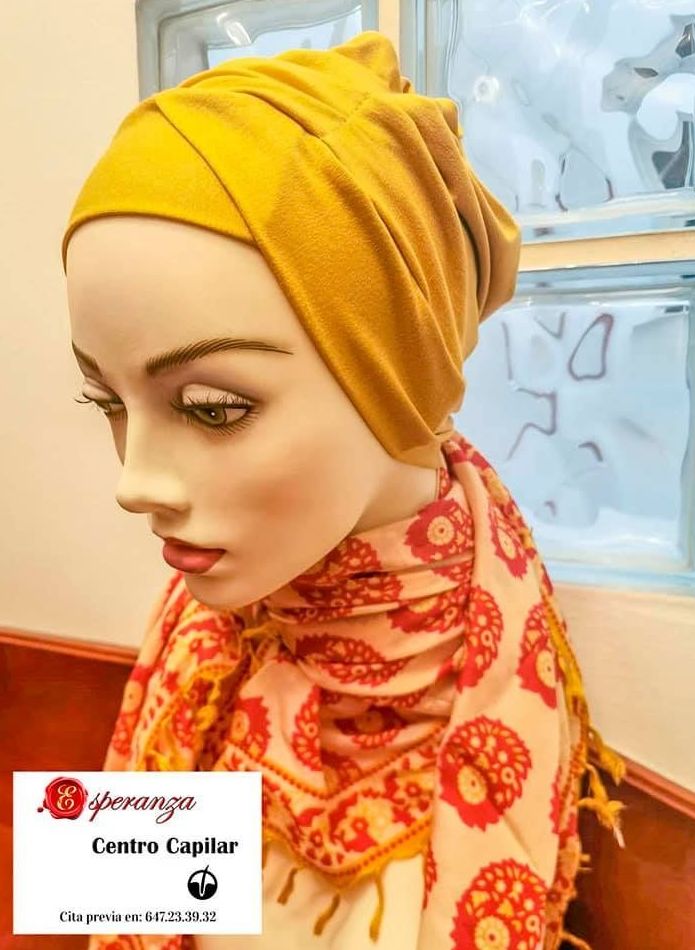 Diseño y Fabricación de Gorros Artesanales Diseño y Fabricación de Gorros Artesanales