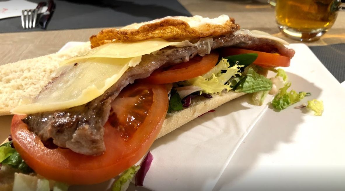 Bocadillos: Carta de La Crepería Bocadillos: Carta de La Crepería