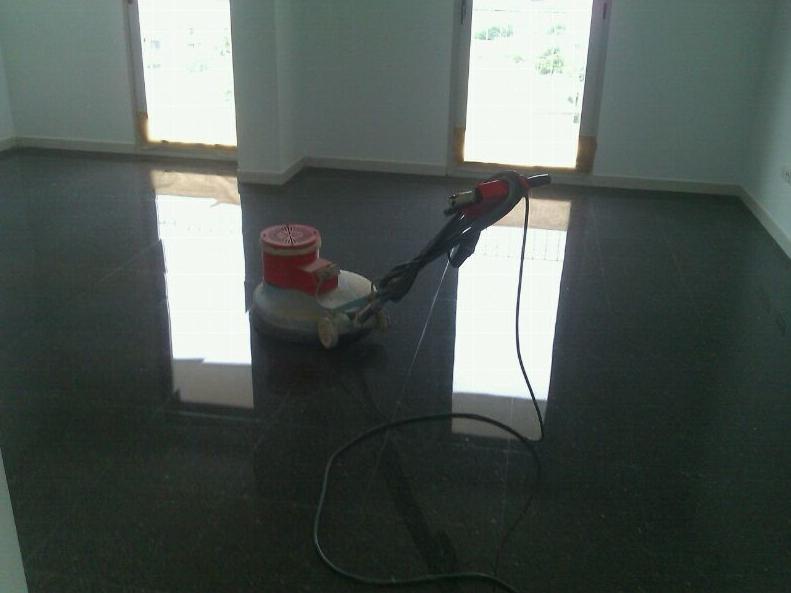 Diamantado y vitrificado de terrazo Diamantado y vitrificado de terrazo