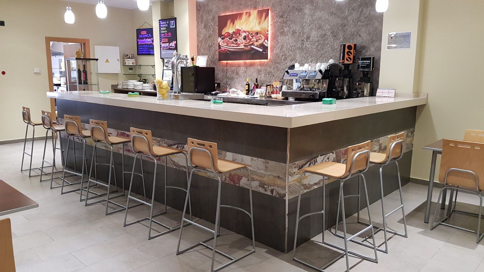 Instalaciones de Pizzería Girasol en Siscar: Productos y servicios de Comume Instalaciones de Pizzería Girasol en Siscar: Productos y servicios de Comume