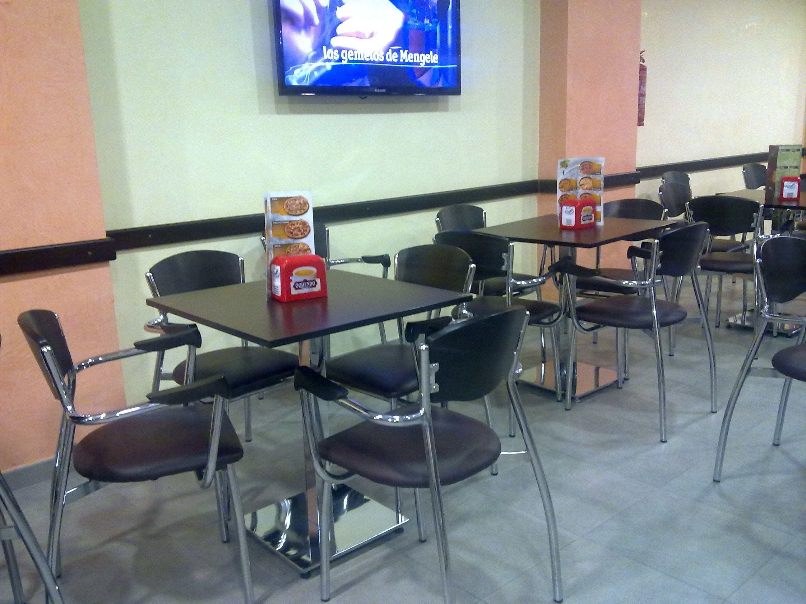 Cafetería Los Andenes de Orihuela: Productos y servicios de Comume Cafetería Los Andenes de Orihuela: Productos y servicios de Comume