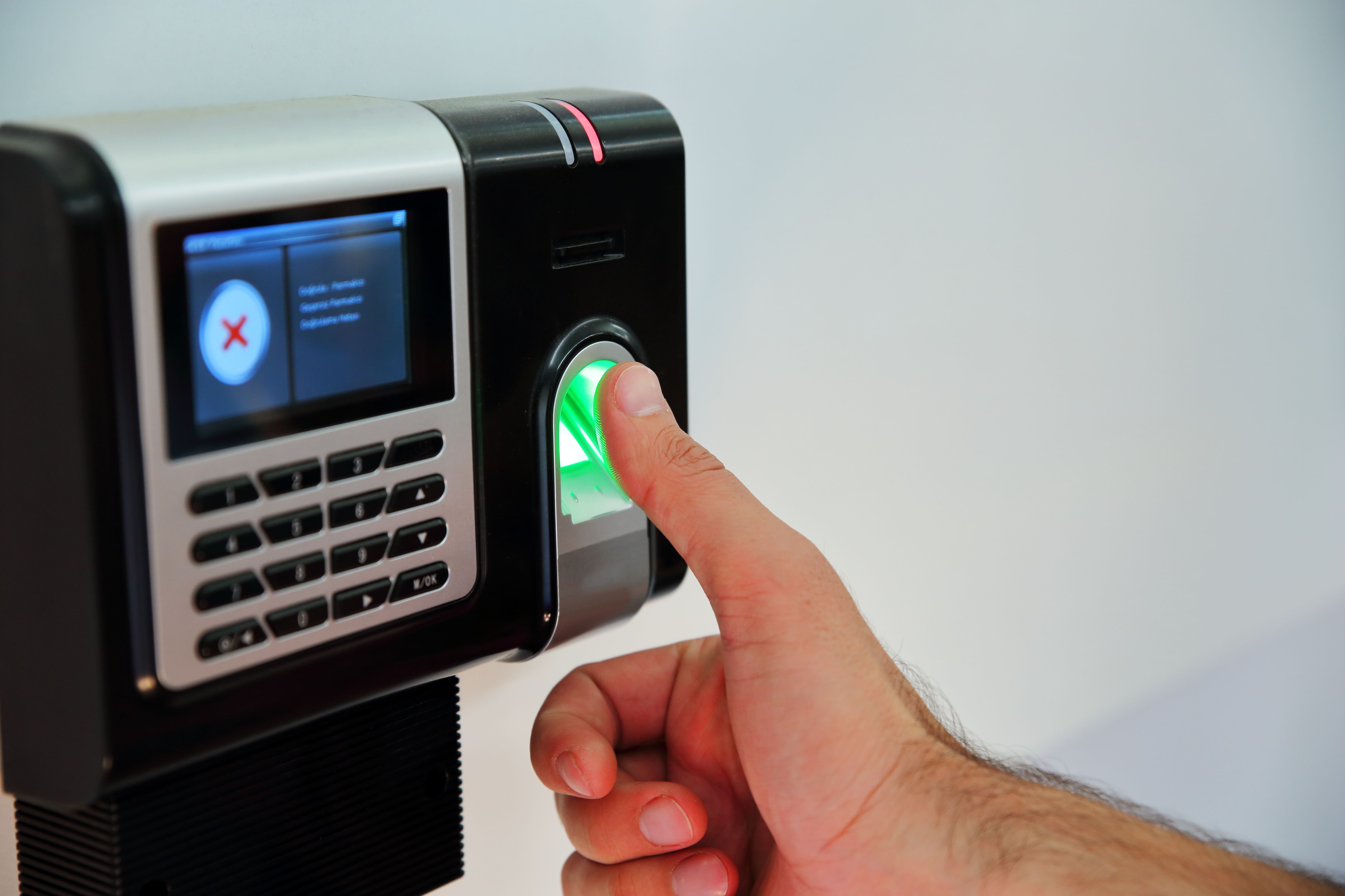 Instalación de sistemas de controles de acceso: Nuestros servicios de Sando' s Electricidad y Telecomunicaciones Instalación de sistemas de controles de acceso: Nuestros servicios de Sando' s Electricidad y Telecomunicaciones