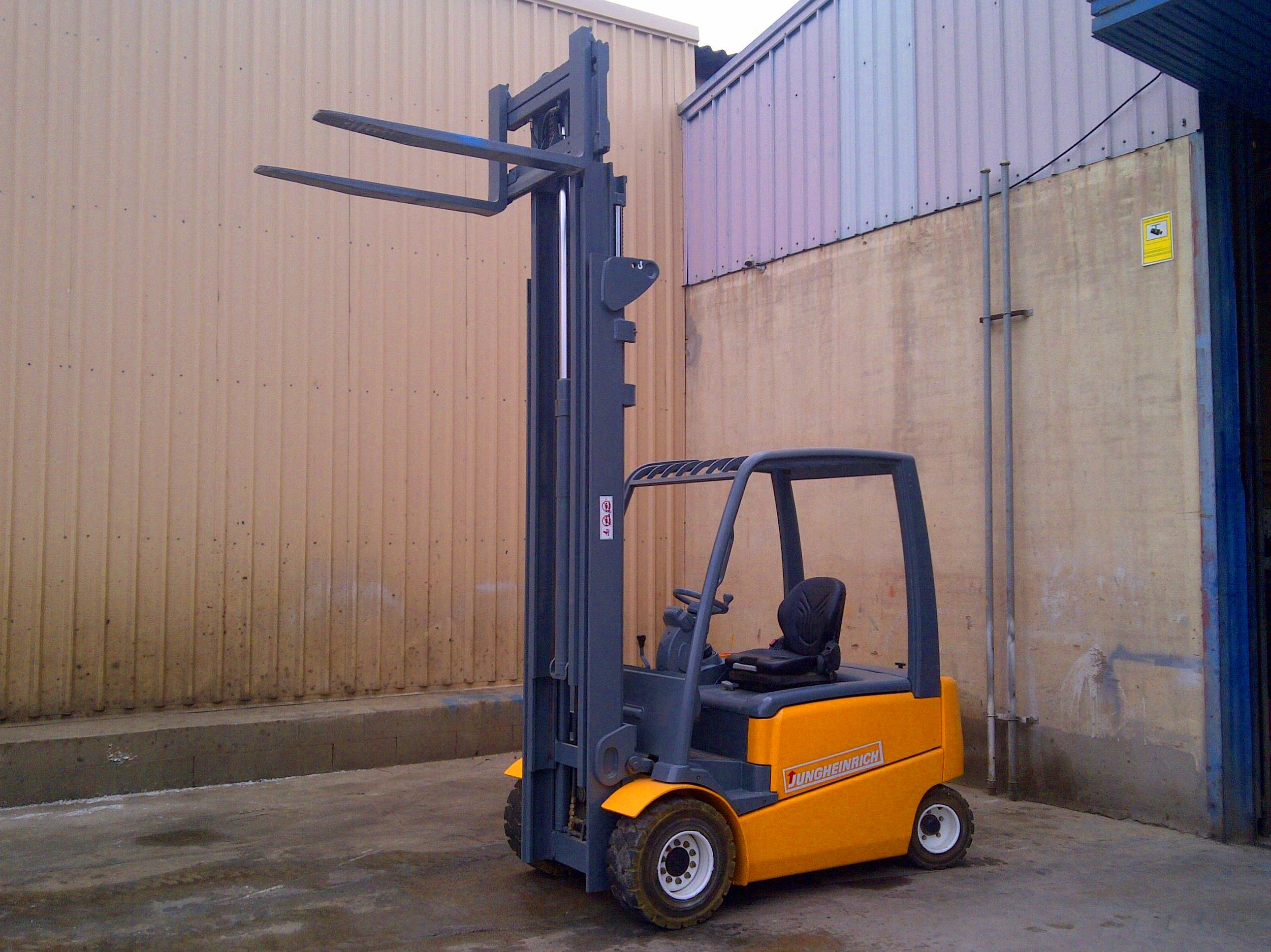 JUNGHEINRICH EFG 430: Catálogo de Eleva Rent JUNGHEINRICH EFG 430: Catálogo de Eleva Rent