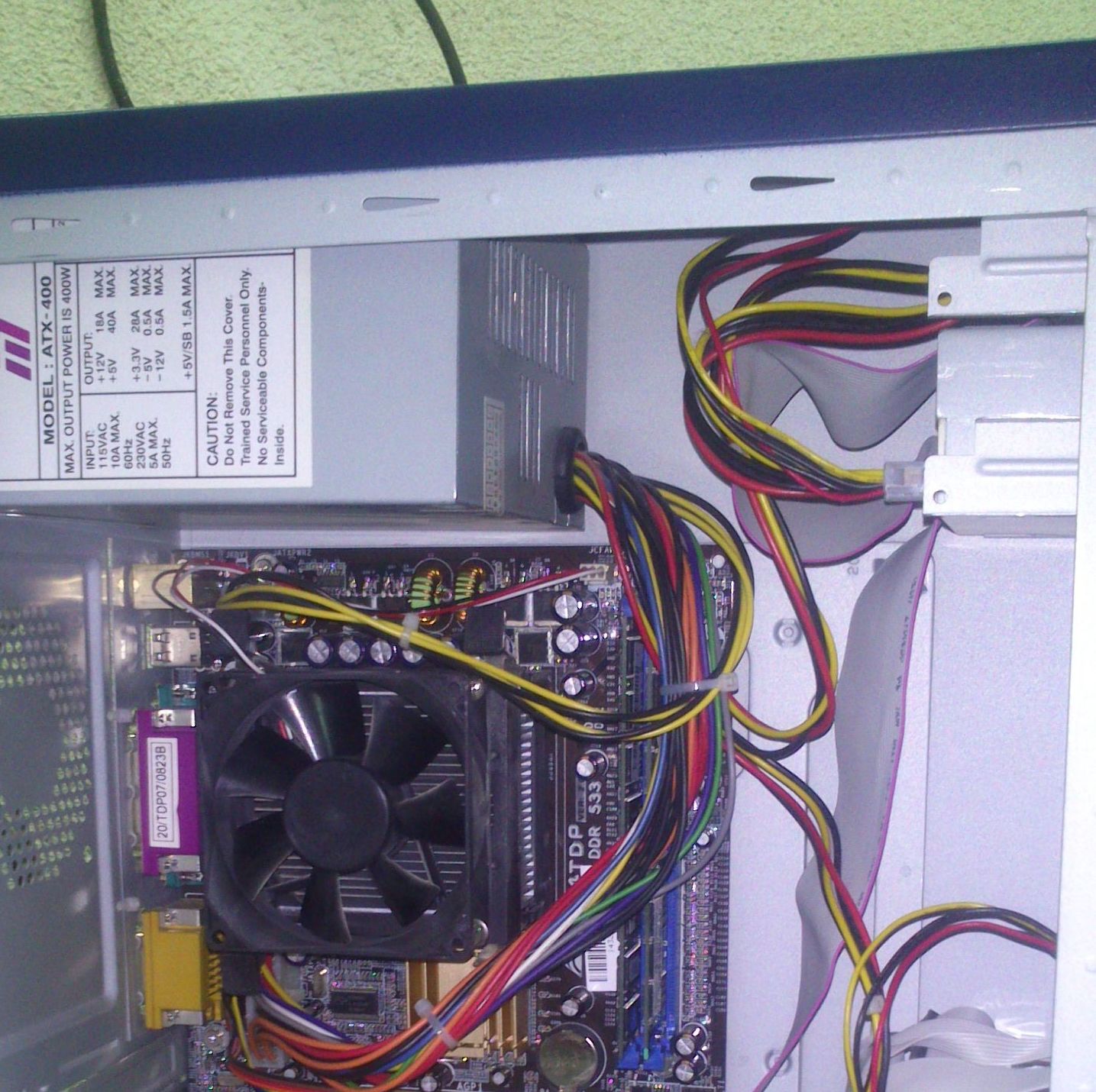 Montaje de ordenador con placa Asus Montaje de ordenador con placa Asus