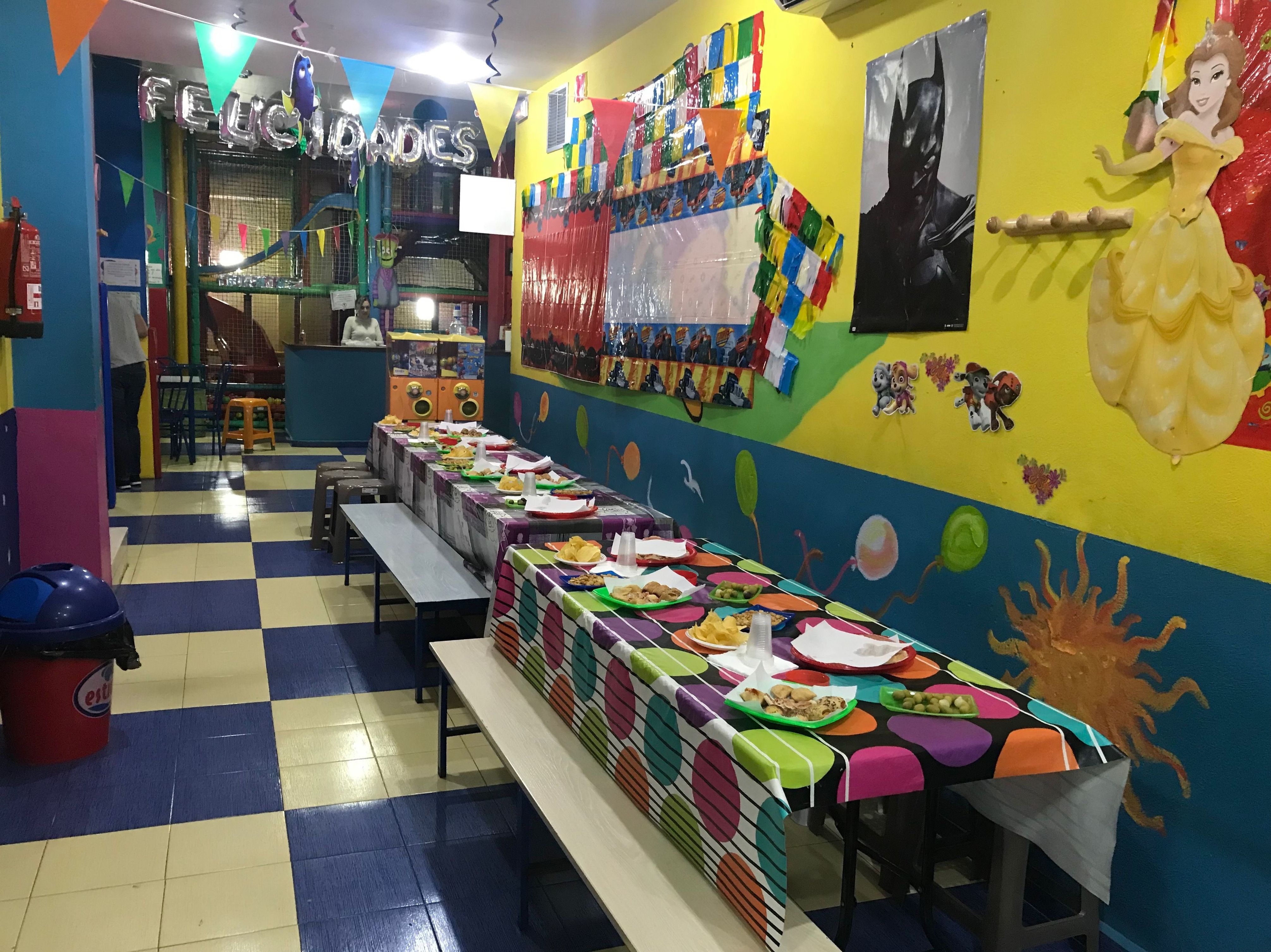 Les Boles 2: ¡Celebra aquí el mejor cumpleaños!: Productos y servicios de Les Boles Les Boles 2: ¡Celebra aquí el mejor cumpleaños!: Productos y servicios de Les Boles