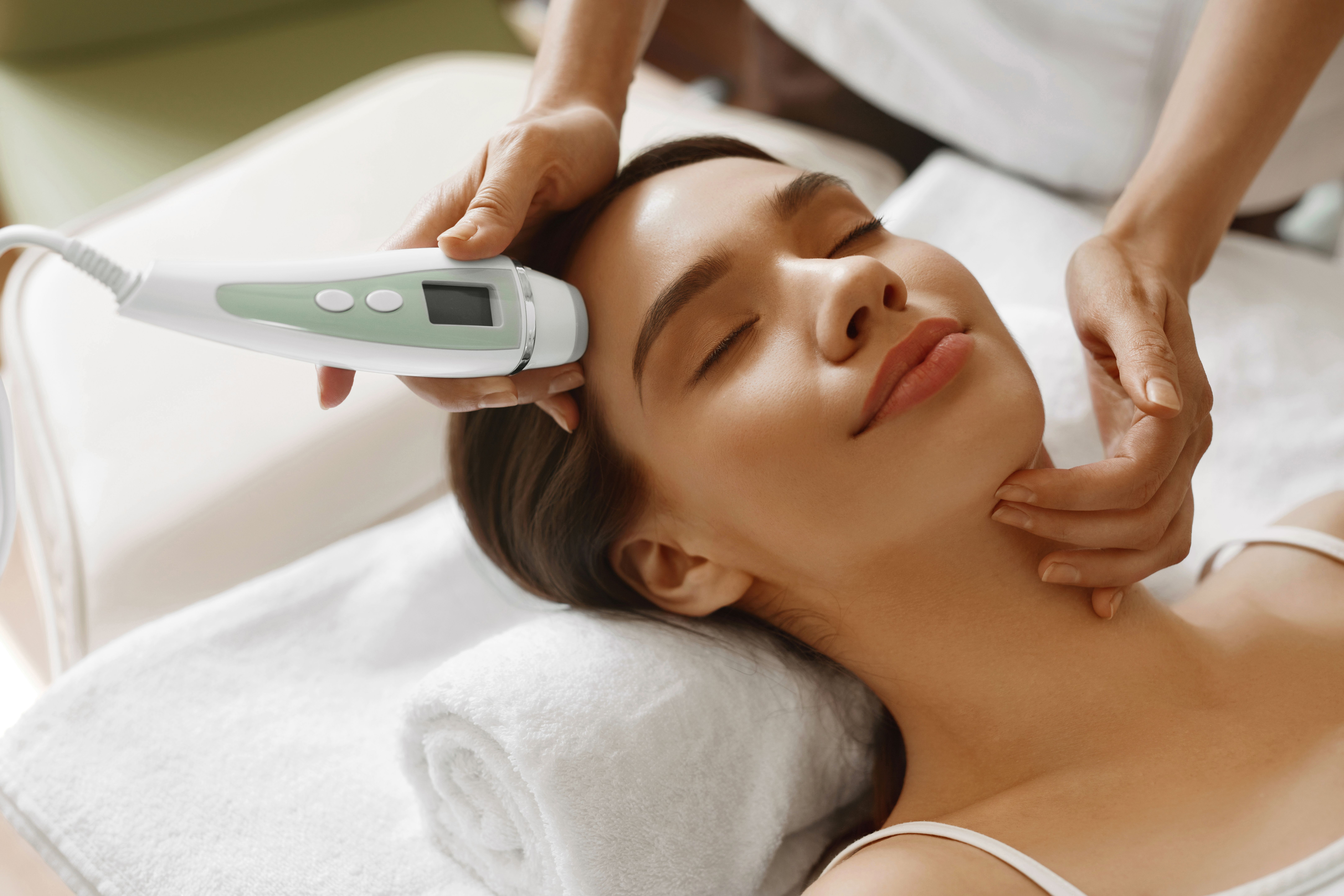 Peeling ultrasónico: Tratamientos de Salvia Belleza y Salud Peeling ultrasónico: Tratamientos de Salvia Belleza y Salud