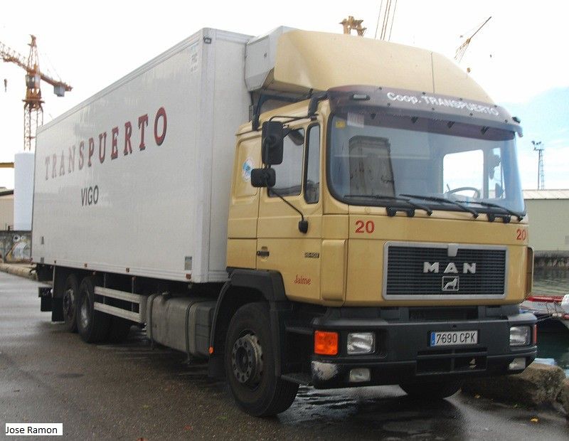 Transporte desde el puerto de Vigo a las factorías: Servicios de Agrupación de Transportes Puerto de Vigo - Cooperativa Transpuerto Transporte desde el puerto de Vigo a las factorías: Servicios de Agrupación de Transportes Puerto de Vigo - Cooperativa Transpuerto