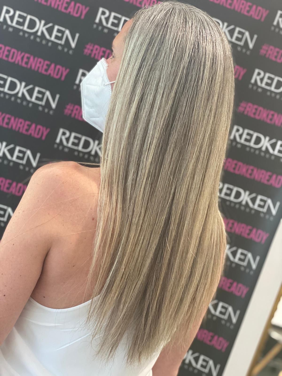 Hair Colorist: Peluquería y estética de Chic Desing Hair Colorist: Peluquería y estética de Chic Desing
