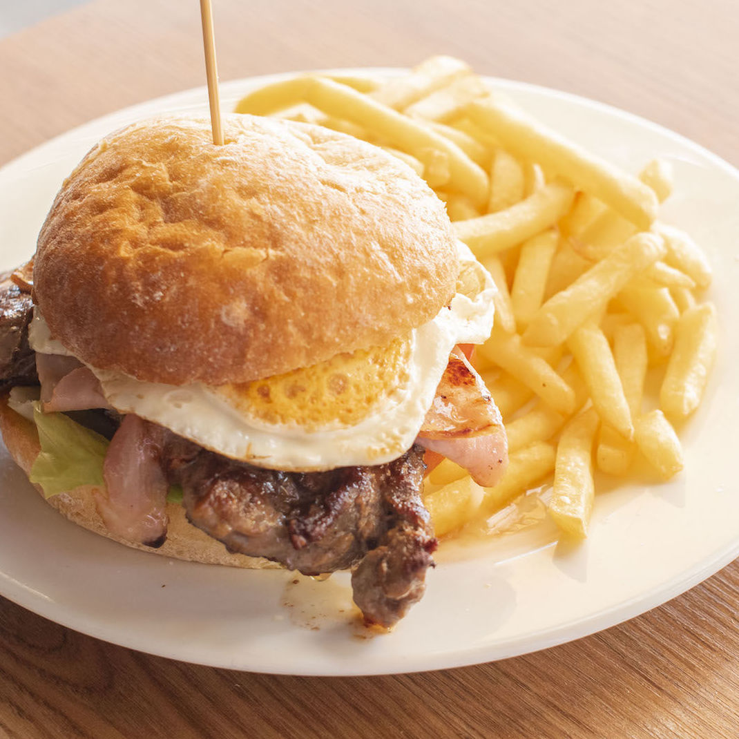 Hamburguesa de la Casa Hamburguesa de la Casa