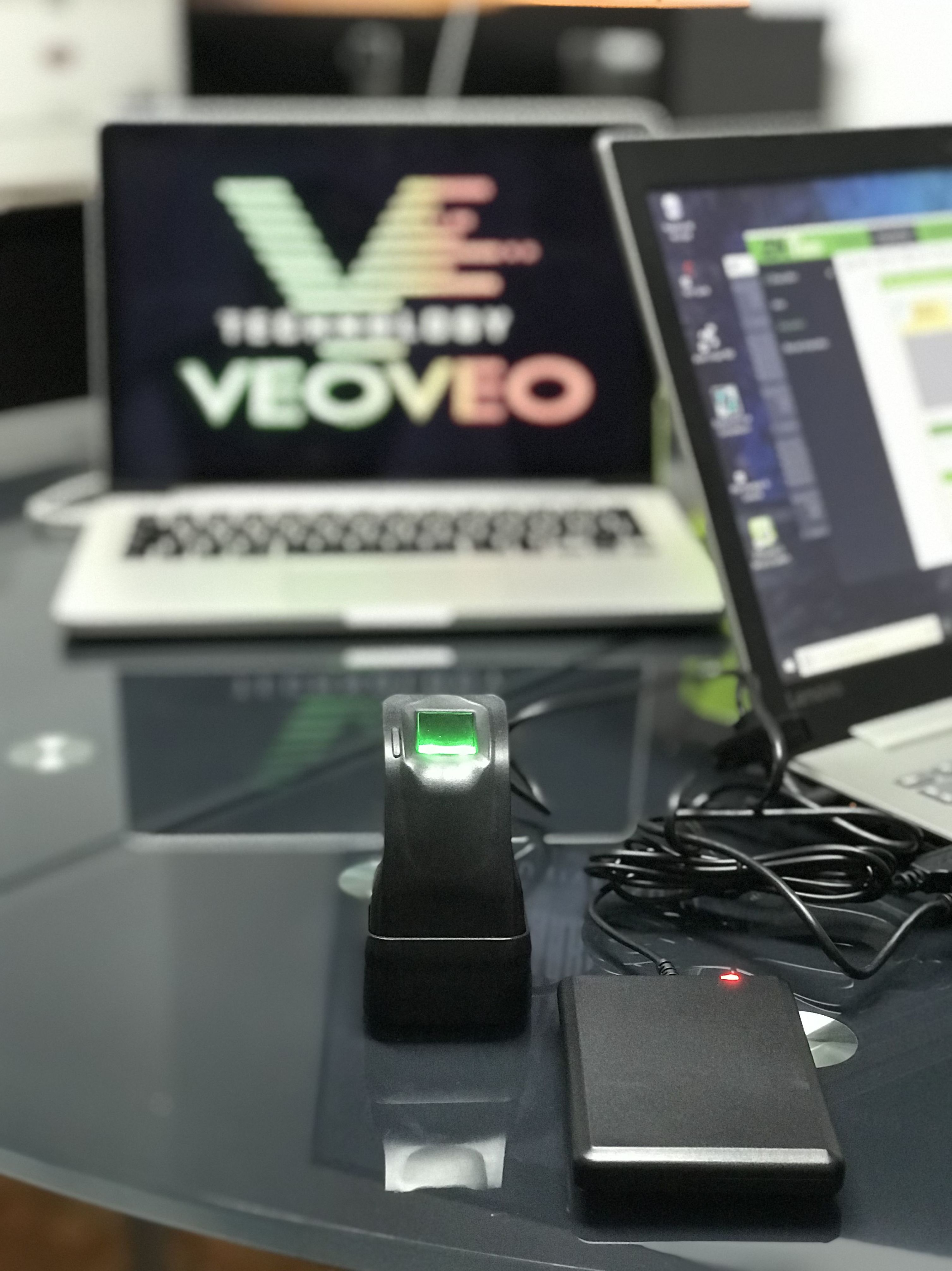 Controles de acceso: Productos VeoVeo Technology de VeoVeo Technology SL Controles de acceso: Productos VeoVeo Technology de VeoVeo Technology SL