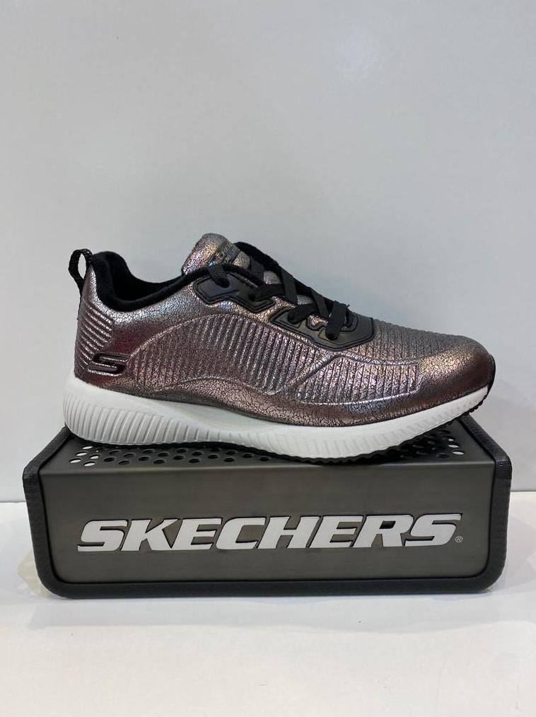 Sabata esportiva de dona de la marca Skechers: Catálogo de Calçats Llinàs Sabata esportiva de dona de la marca Skechers: Catálogo de Calçats Llinàs