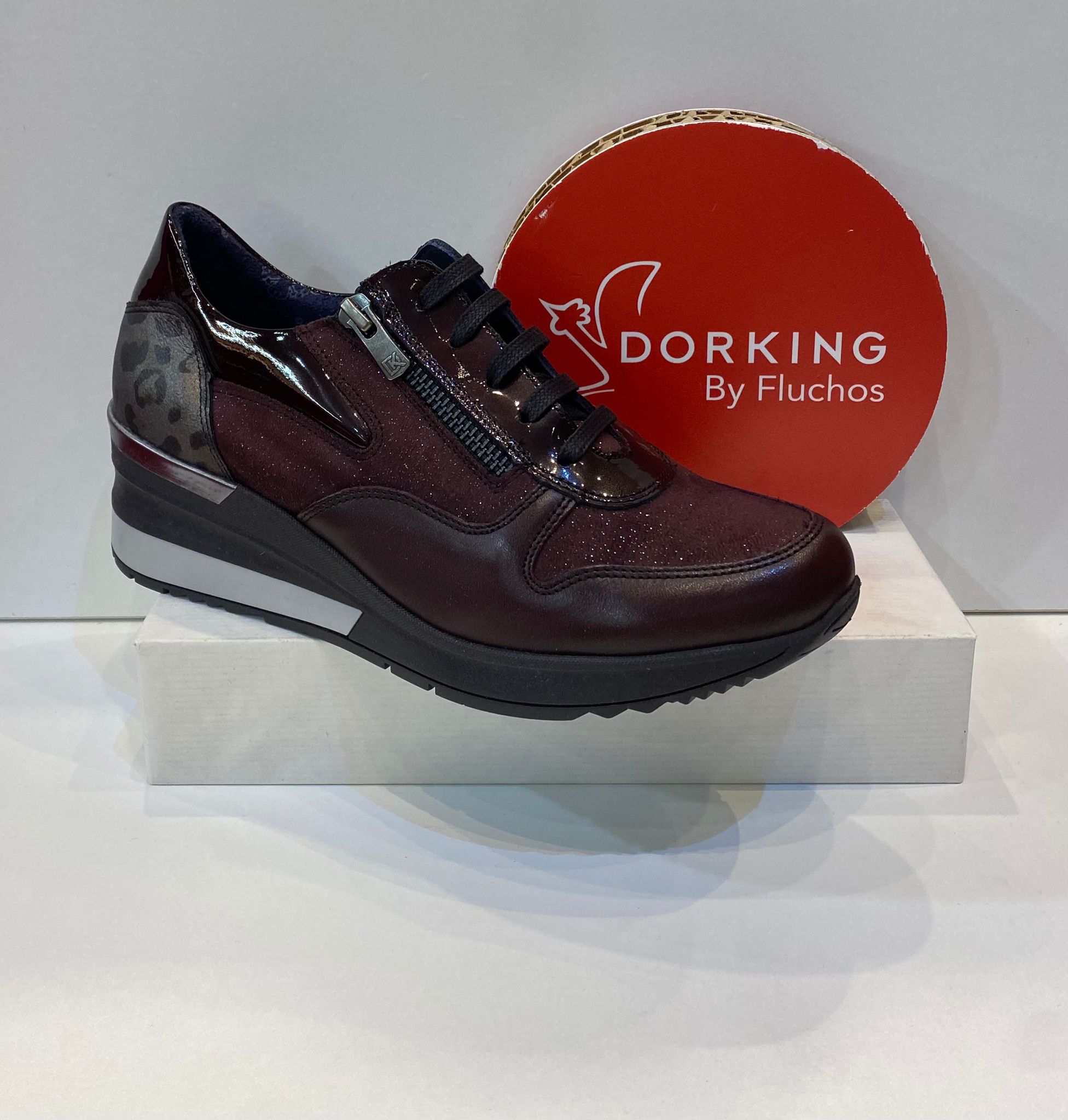 Blucher de dona, de la marca Dorking by Fluchos: Catálogo de Calçats Llinàs Blucher de dona, de la marca Dorking by Fluchos: Catálogo de Calçats Llinàs
