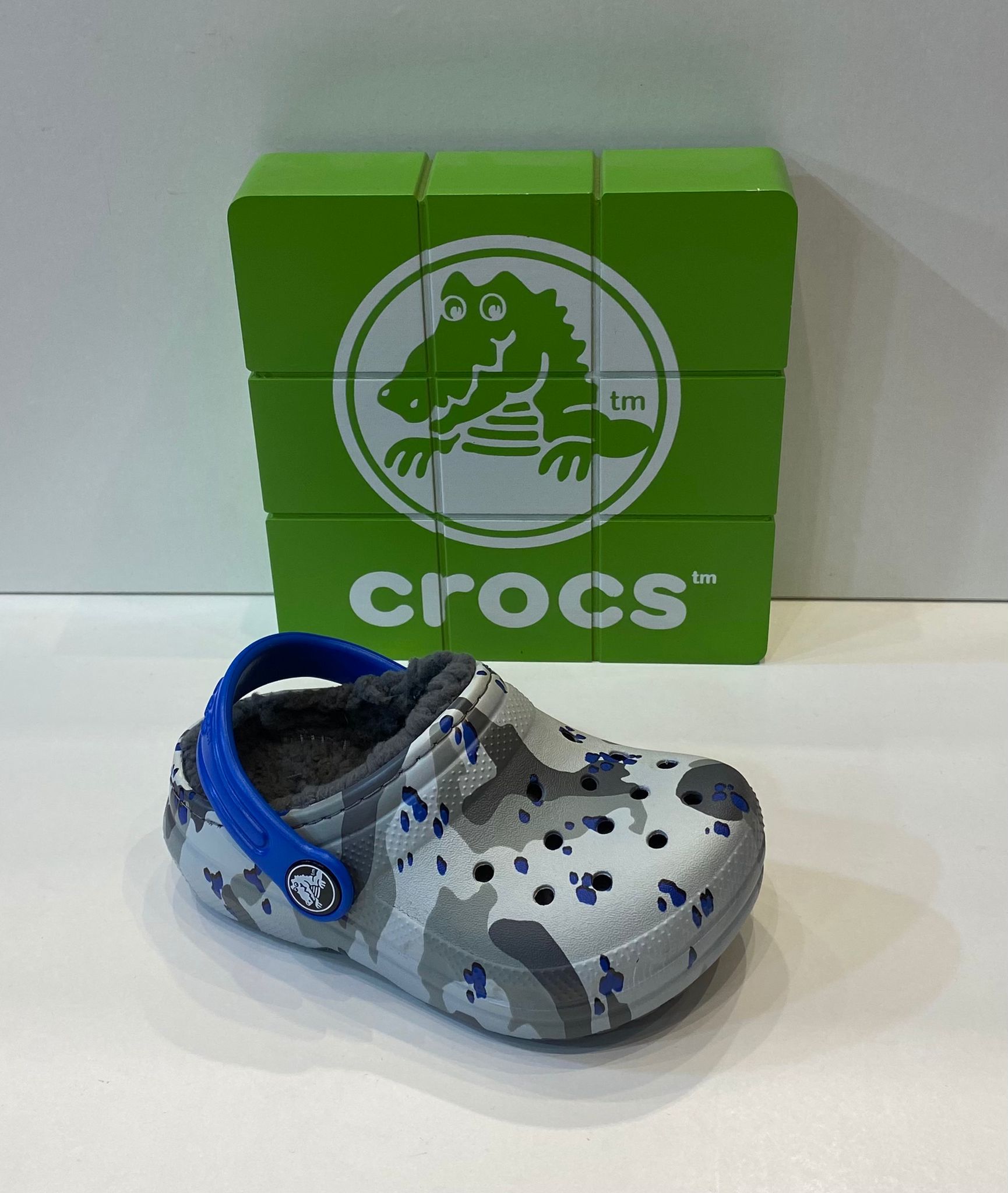 CROCS: Catálogo de Calçats Llinàs CROCS: Catálogo de Calçats Llinàs