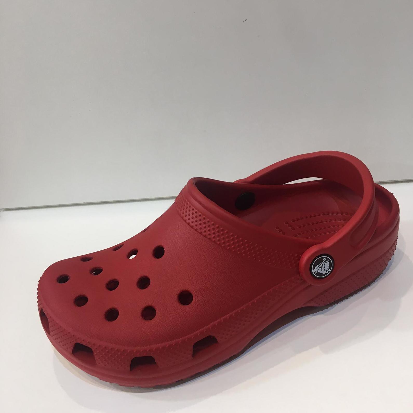 Crocs Junior model basic, color vermell 29.90€