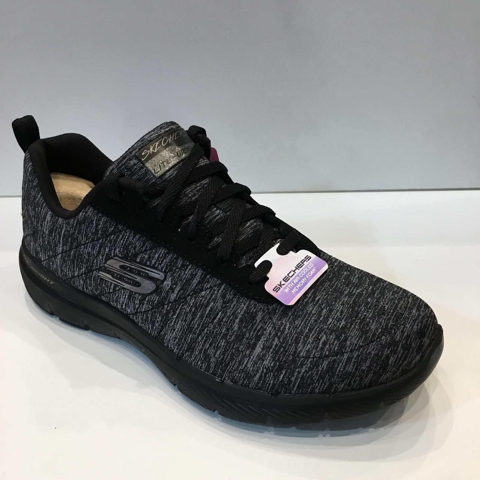 Calzado deportivo Skechers: Catálogo de Calçats Llinàs Calzado deportivo Skechers: Catálogo de Calçats Llinàs