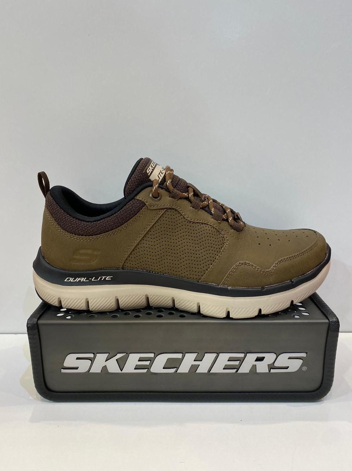 Sabata esportiva d'home, de la marca Skechers: Catálogo de Calçats Llinàs Sabata esportiva d'home, de la marca Skechers: Catálogo de Calçats Llinàs