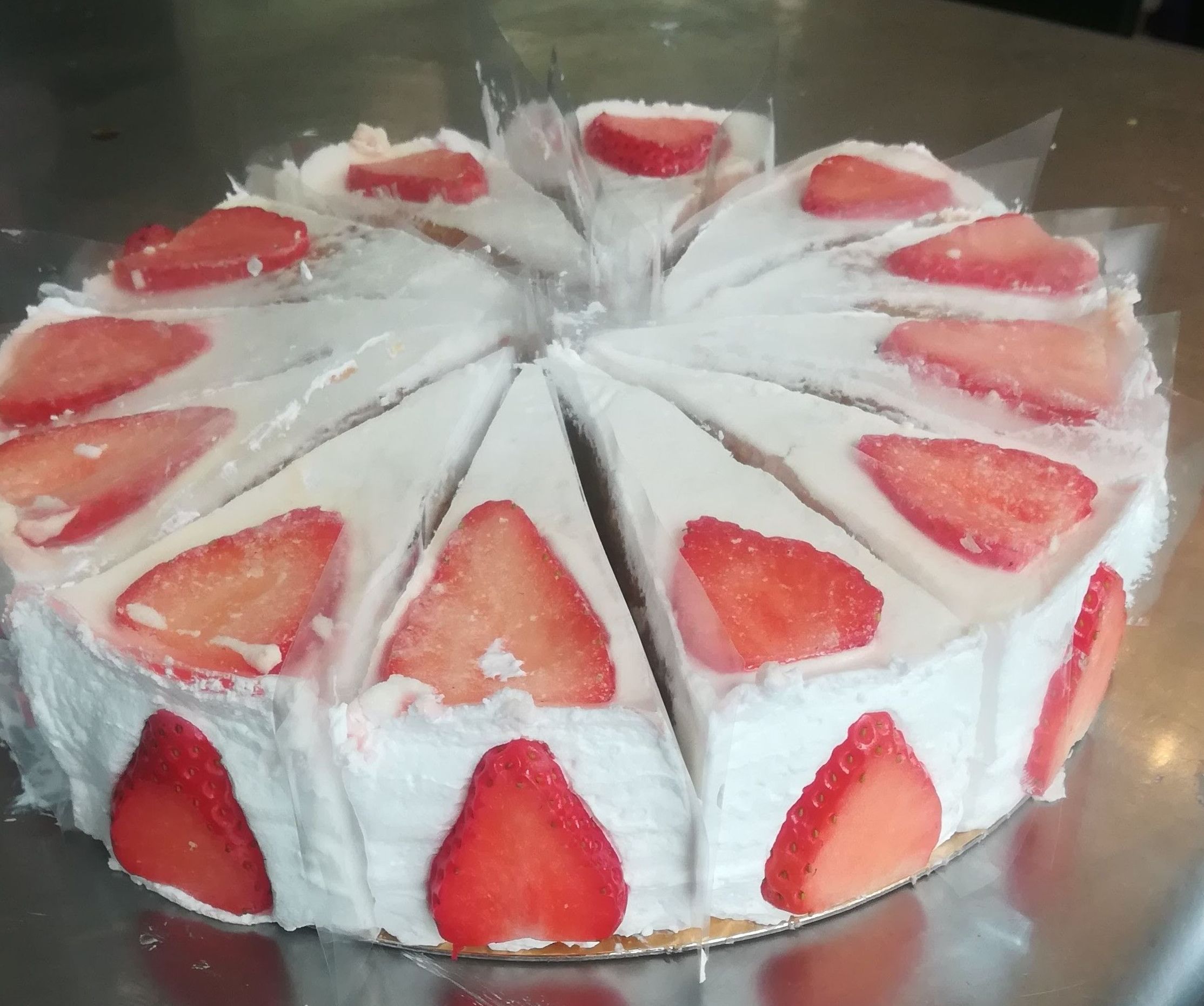 tarta de fresas con nata tarta de fresas con nata