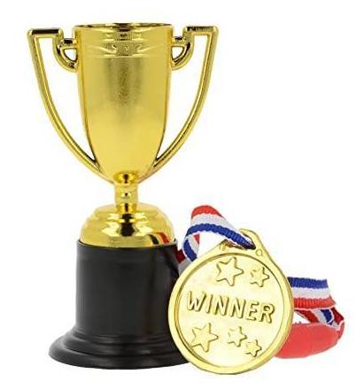 ¡LOS GANADORES Y FINALISTAS DEL CONCURSO DE DIBUJO Y RELATOS!: Servicios de Hotel Canino y Felino El Rey de la Casa ¡LOS GANADORES Y FINALISTAS DEL CONCURSO DE DIBUJO Y RELATOS!: Servicios de Hotel Canino y Felino El Rey de la Casa