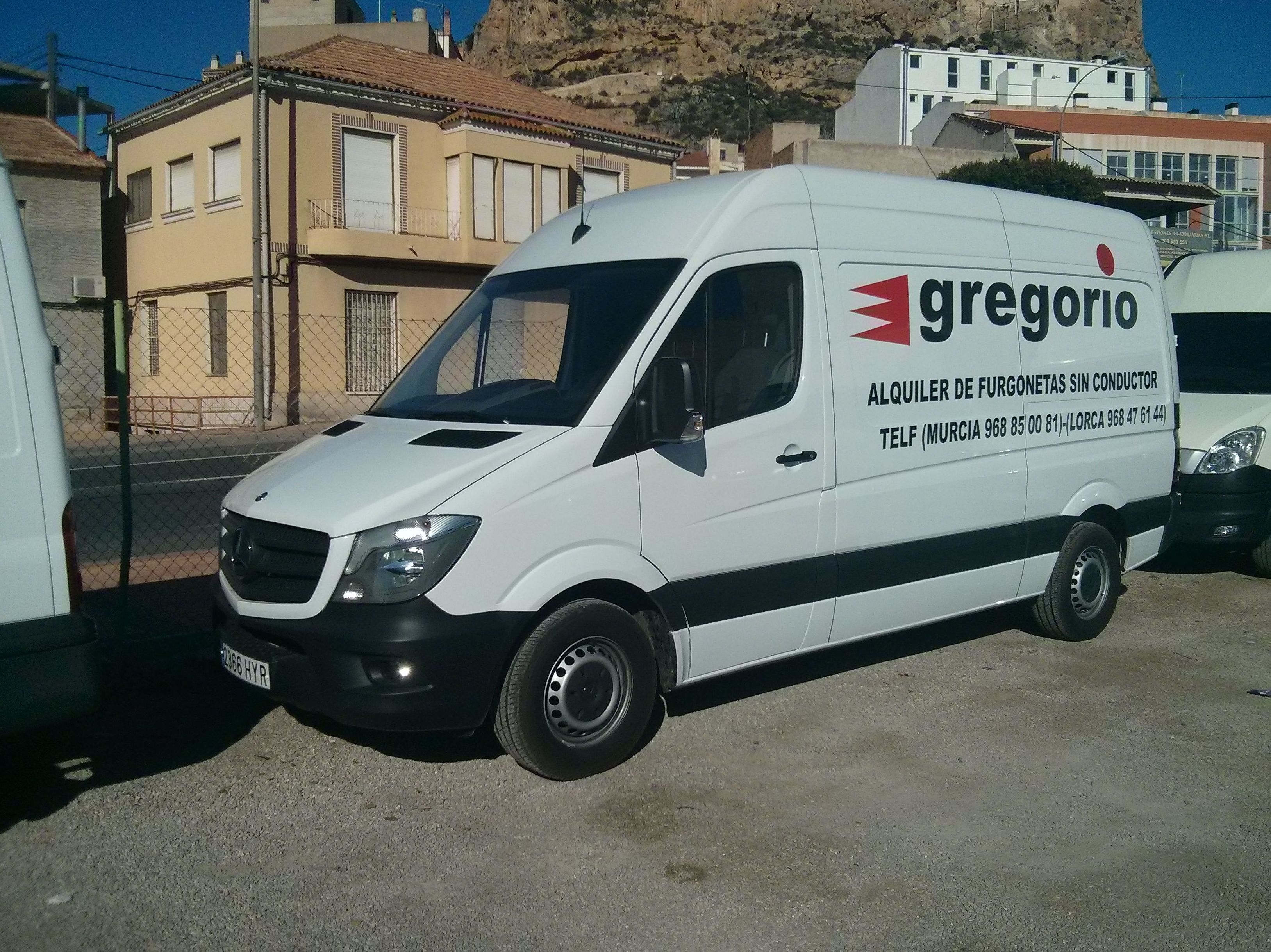 Mercedes Sprinter de 11.5 metros cubicos: Catálogo de Gregorio Alquiler de Furgonetas Sin Conductor Mercedes Sprinter de 11.5 metros cubicos: Catálogo de Gregorio Alquiler de Furgonetas Sin Conductor