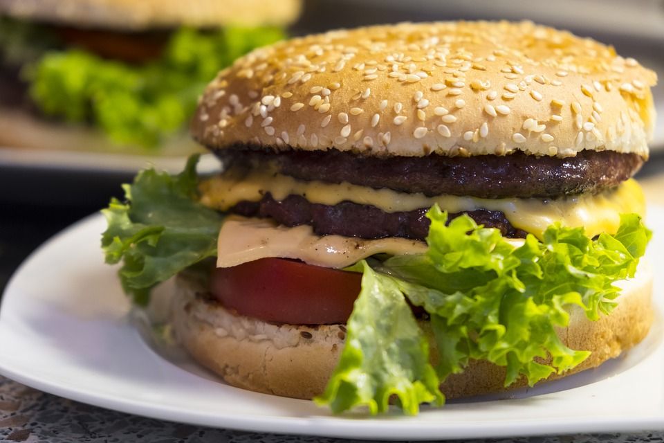 Hamburguesas caseras: Carta de Restaurante Arbillas Hamburguesas caseras: Carta de Restaurante Arbillas