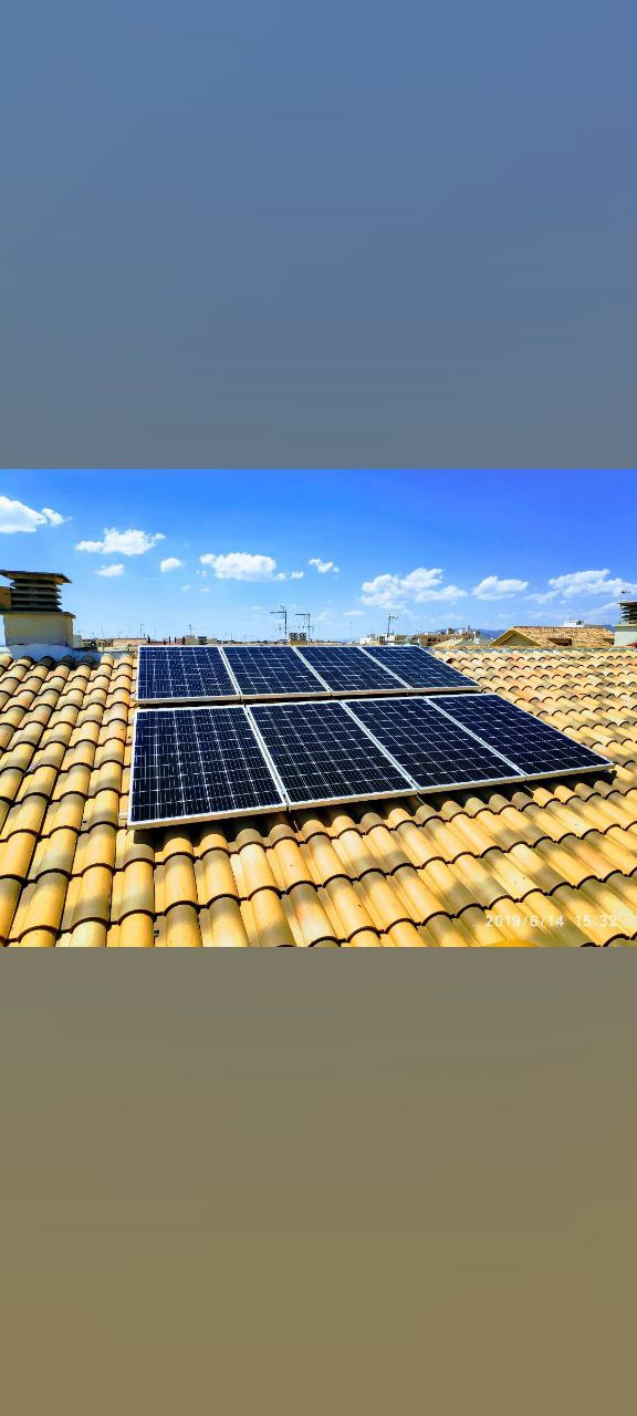 INSTALACIÓN DE PLACAS SOLARES: Servicios de J.L. Montgas, S.L. INSTALACIÓN DE PLACAS SOLARES: Servicios de J.L. Montgas, S.L.