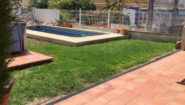 Escarificación de césped: Servicios especializados de Jaime Sanchís Jardines y Piscinas Escarificación de césped: Servicios especializados de Jaime Sanchís Jardines y Piscinas
