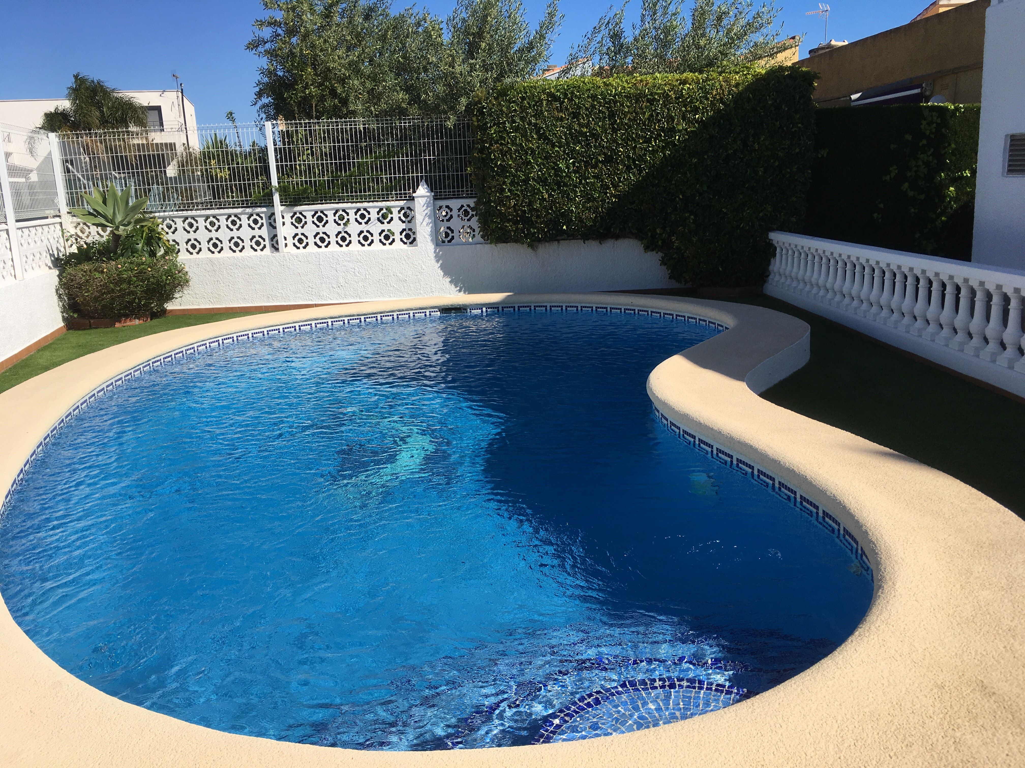 Mantenimiento de jardines y piscinas: Servicios especializados de Jaime Sanchís Jardines y Piscinas Mantenimiento de jardines y piscinas: Servicios especializados de Jaime Sanchís Jardines y Piscinas
