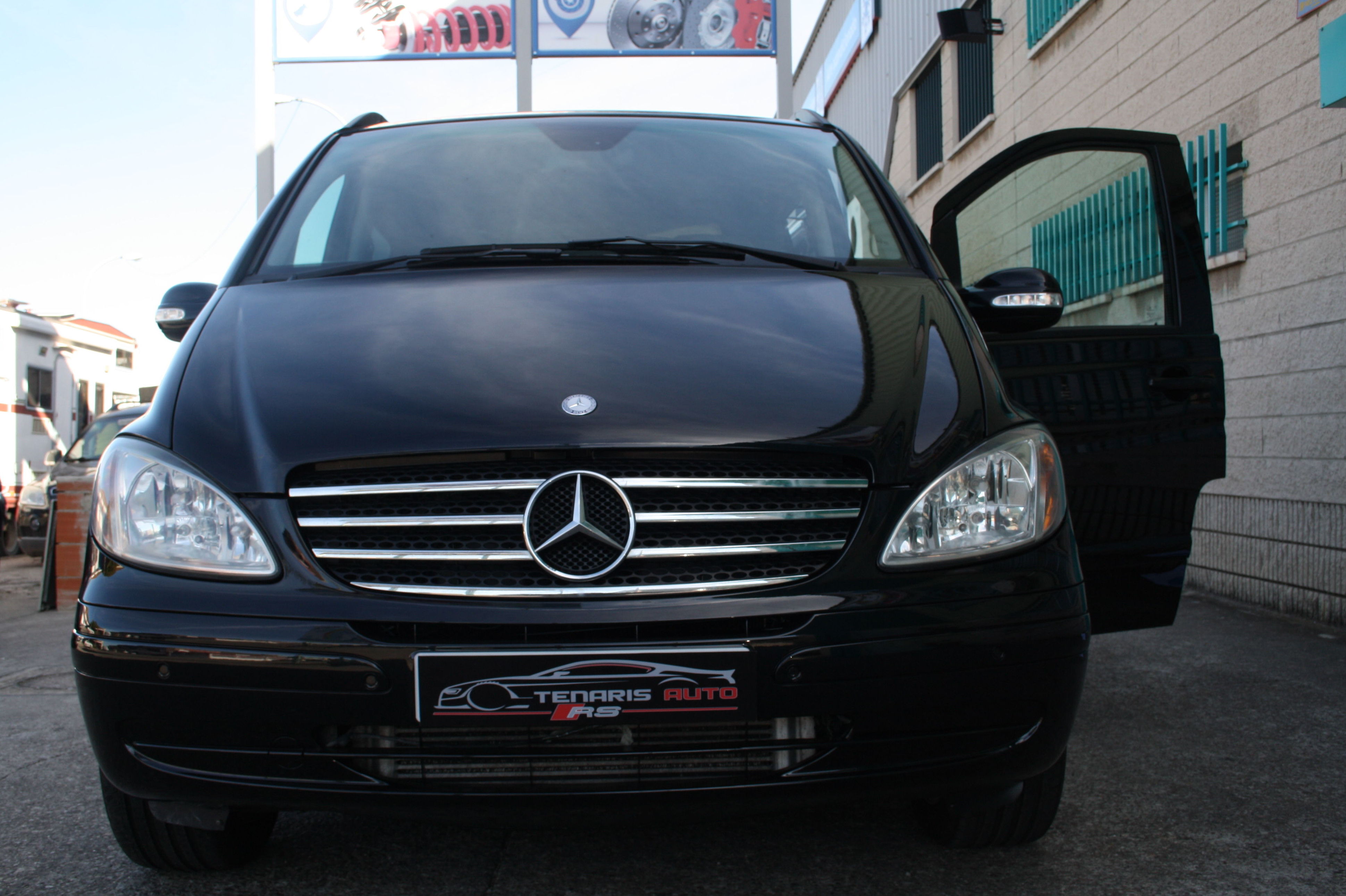 MERCEDES VIANO: LAVADO-MECANICA-ALQUILER FURGO de Tenaris Servicios Automoción MERCEDES VIANO: LAVADO-MECANICA-ALQUILER FURGO de Tenaris Servicios Automoción