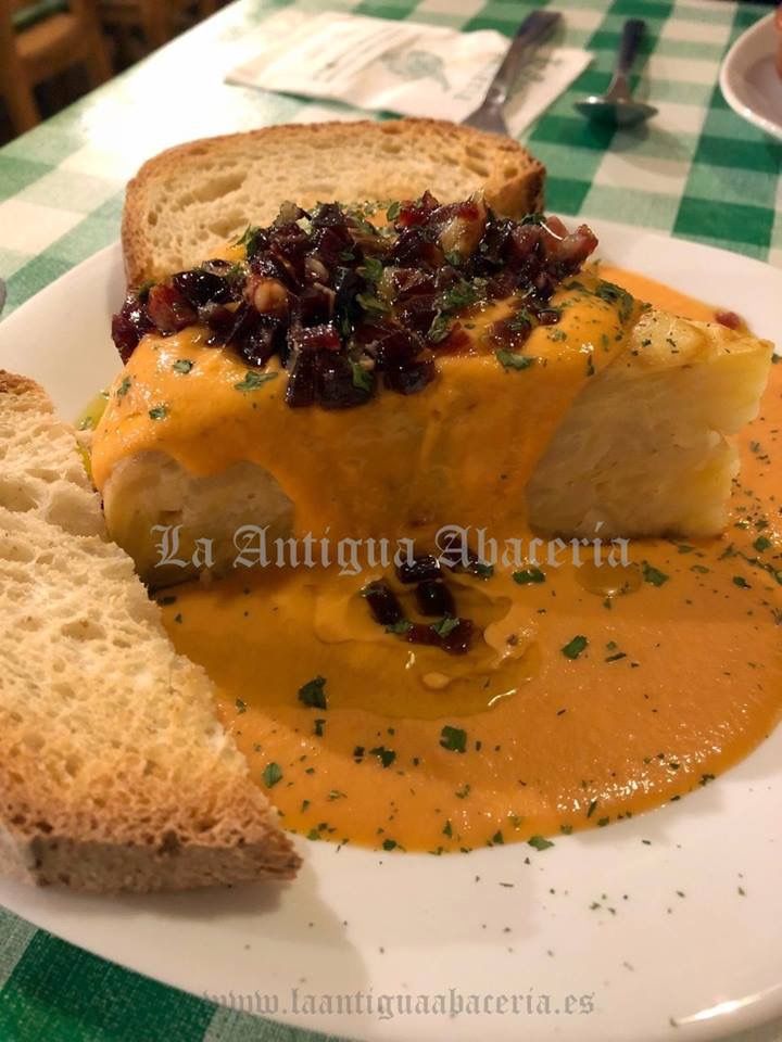 Tapas: Especialidades de La Antigua Abaceria Tapas: Especialidades de La Antigua Abaceria