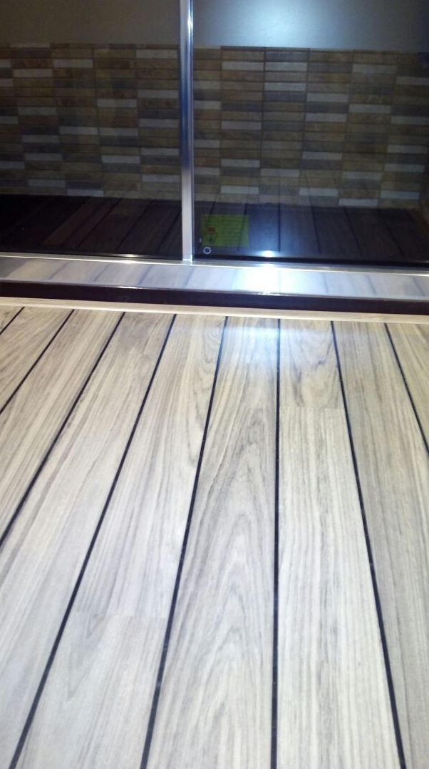 Tarima flotante: Tarimas y Parquet de Pavimentos Momblán Tarima flotante: Tarimas y Parquet de Pavimentos Momblán