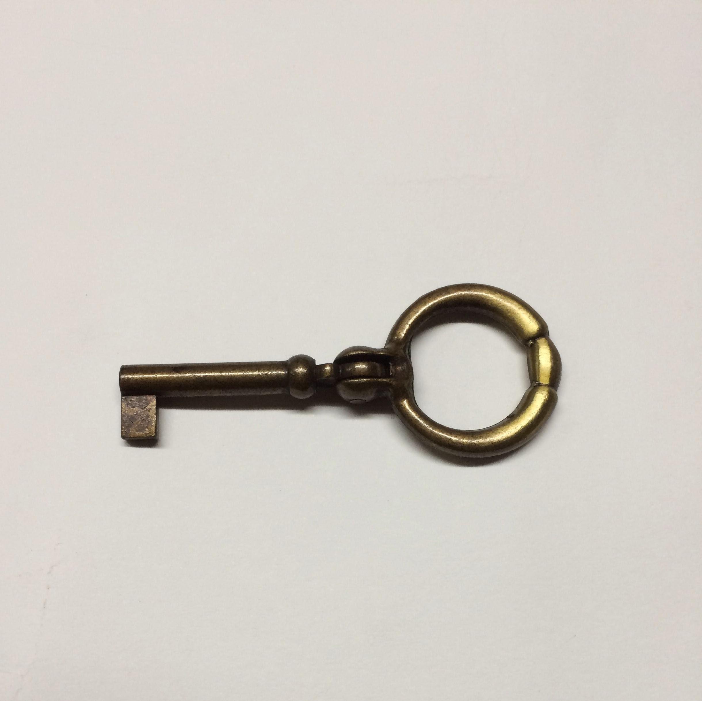 Llave con anillo: Catálogo de Herrajes Franpe Llave con anillo: Catálogo de Herrajes Franpe