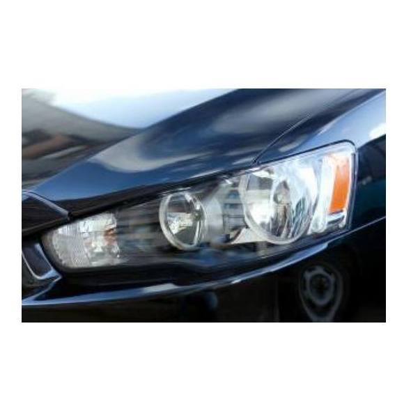 Restauracion de faros rotos o desgastados: SERVICIOS de Talleres Perolo Restauracion de faros rotos o desgastados: SERVICIOS de Talleres Perolo