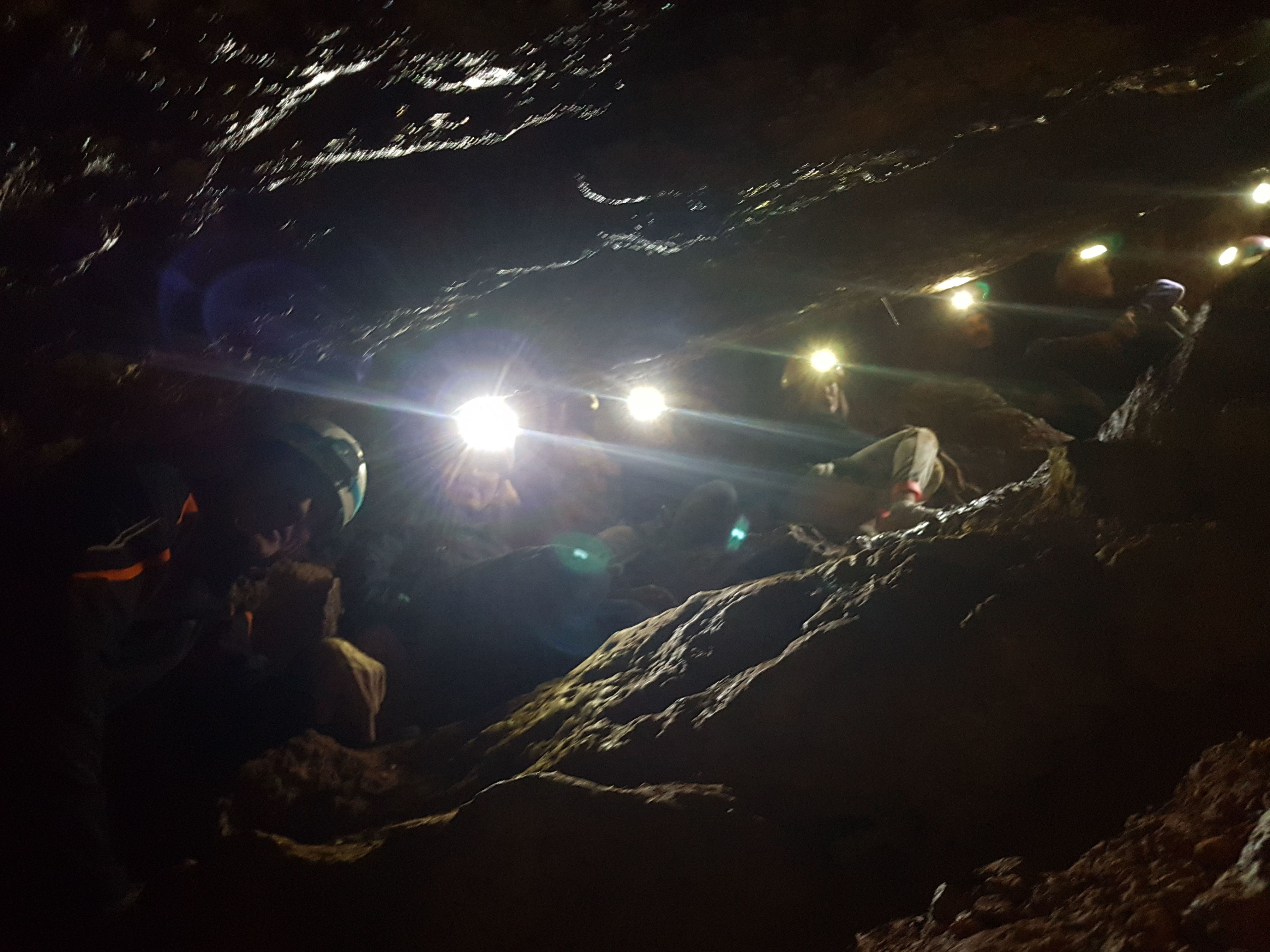 DIA 11 Mayo Espeleologia en Guadalajara.: CALENDARIO DE ACTIVIDADES de Asdón Multiaventura DIA 11 Mayo Espeleologia en Guadalajara.: CALENDARIO DE ACTIVIDADES de Asdón Multiaventura