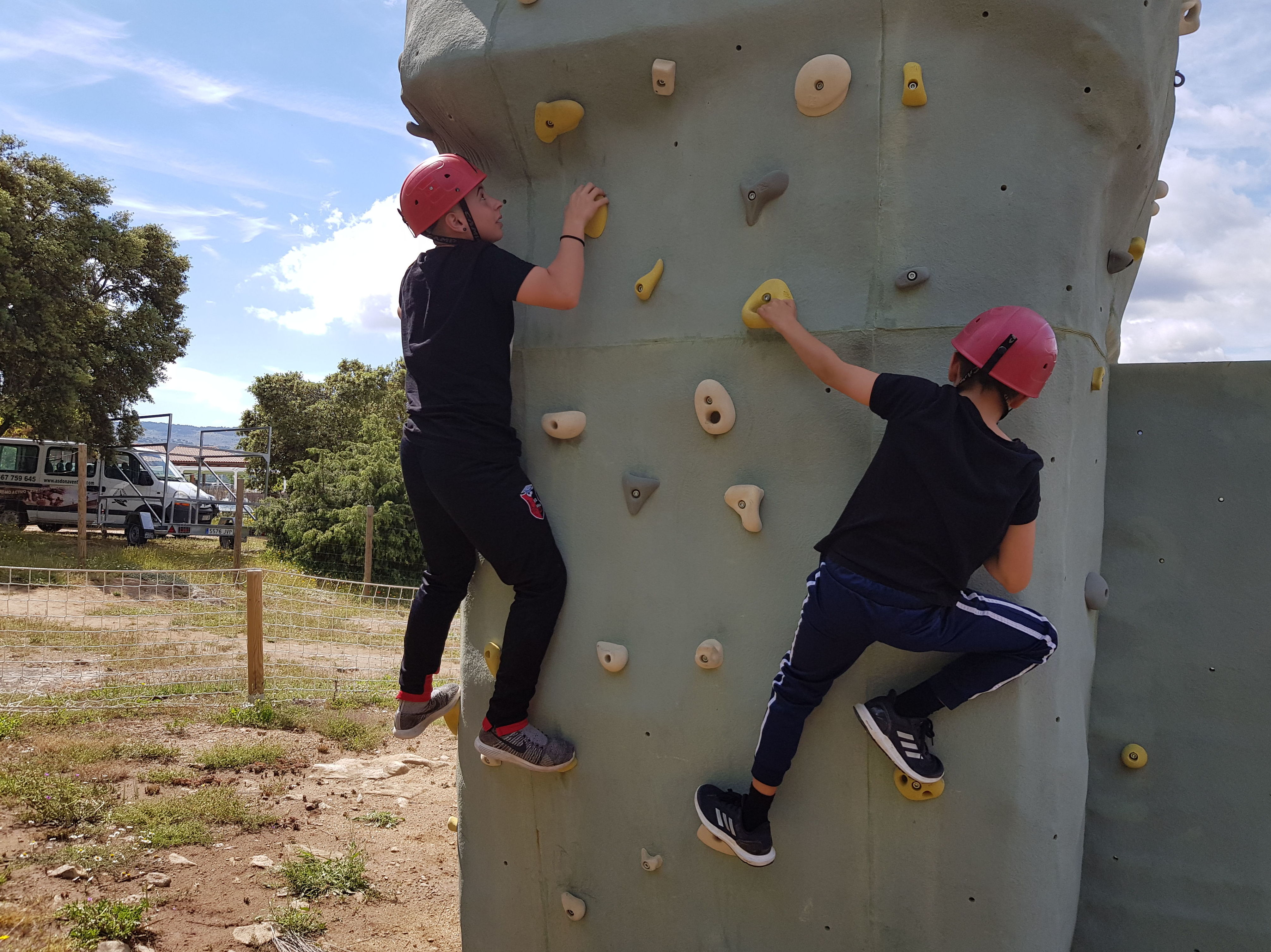 DIA 2 Noviembre Escalada + Via Ferrata : CALENDARIO DE ACTIVIDADES de Asdón Multiaventura DIA 2 Noviembre Escalada + Via Ferrata : CALENDARIO DE ACTIVIDADES de Asdón Multiaventura