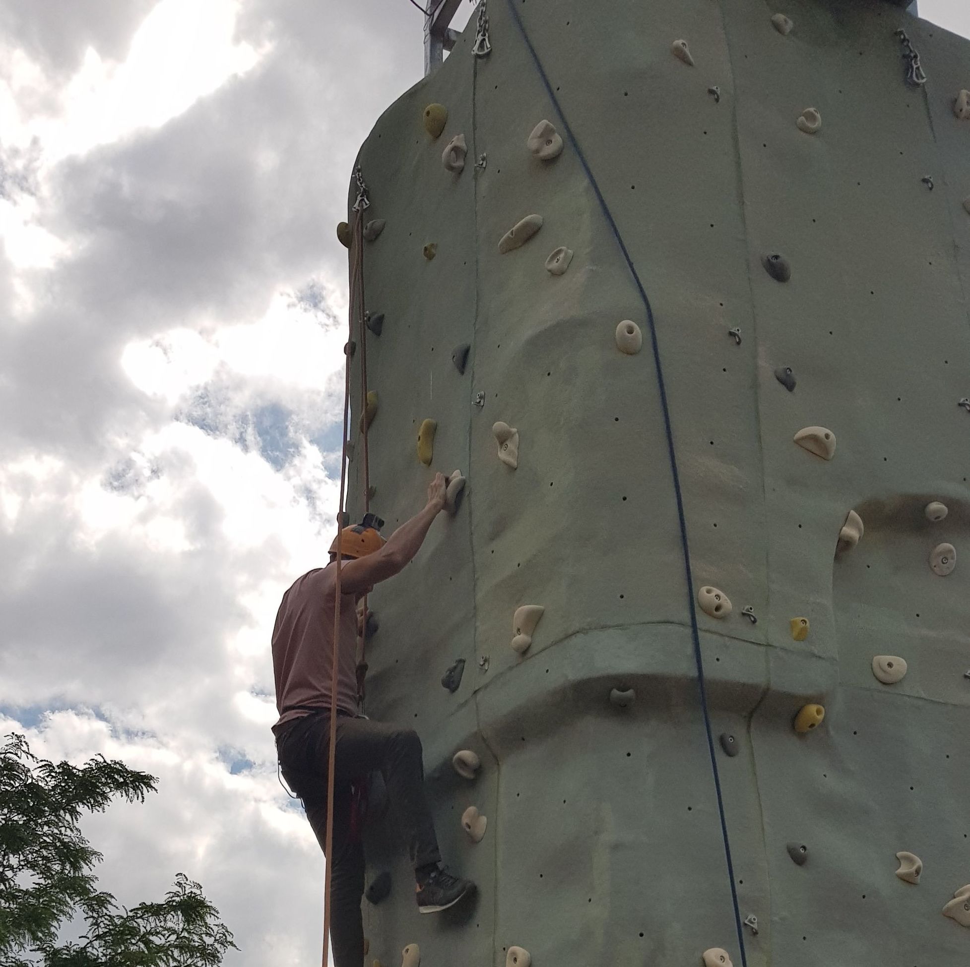 DIA 2 Noviembre Escalada + Via Ferrata : CALENDARIO DE ACTIVIDADES de Asdón Multiaventura DIA 2 Noviembre Escalada + Via Ferrata : CALENDARIO DE ACTIVIDADES de Asdón Multiaventura