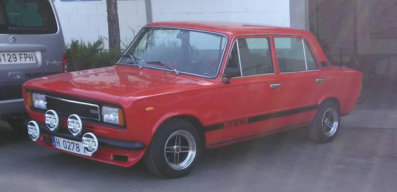 Restauración de coches clásicos: Servicios de Talleres J&J Motor Restauración de coches clásicos: Servicios de Talleres J&J Motor
