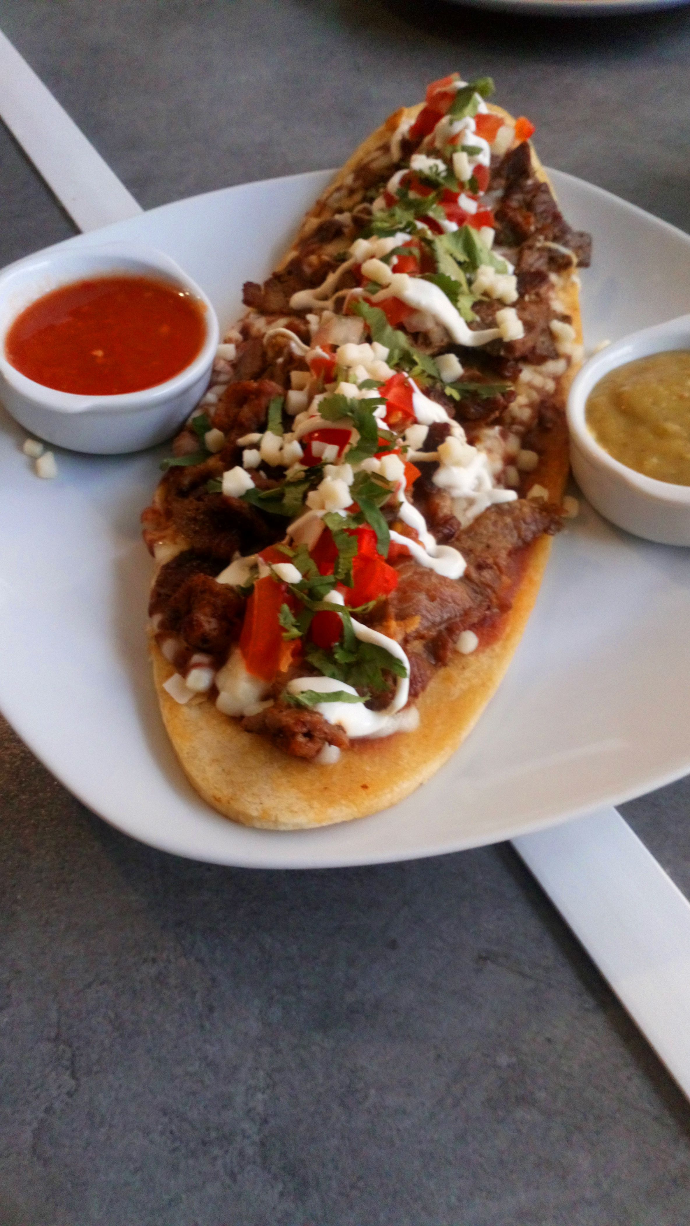 Huaraches: de Taquería El Mariachi Huaraches: de Taquería El Mariachi