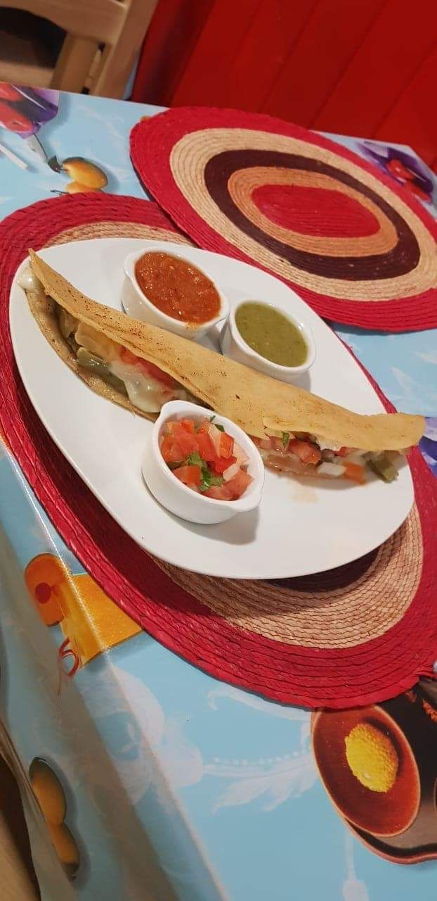 Tacos dorados (3): de Taquería El Mariachi Tacos dorados (3): de Taquería El Mariachi