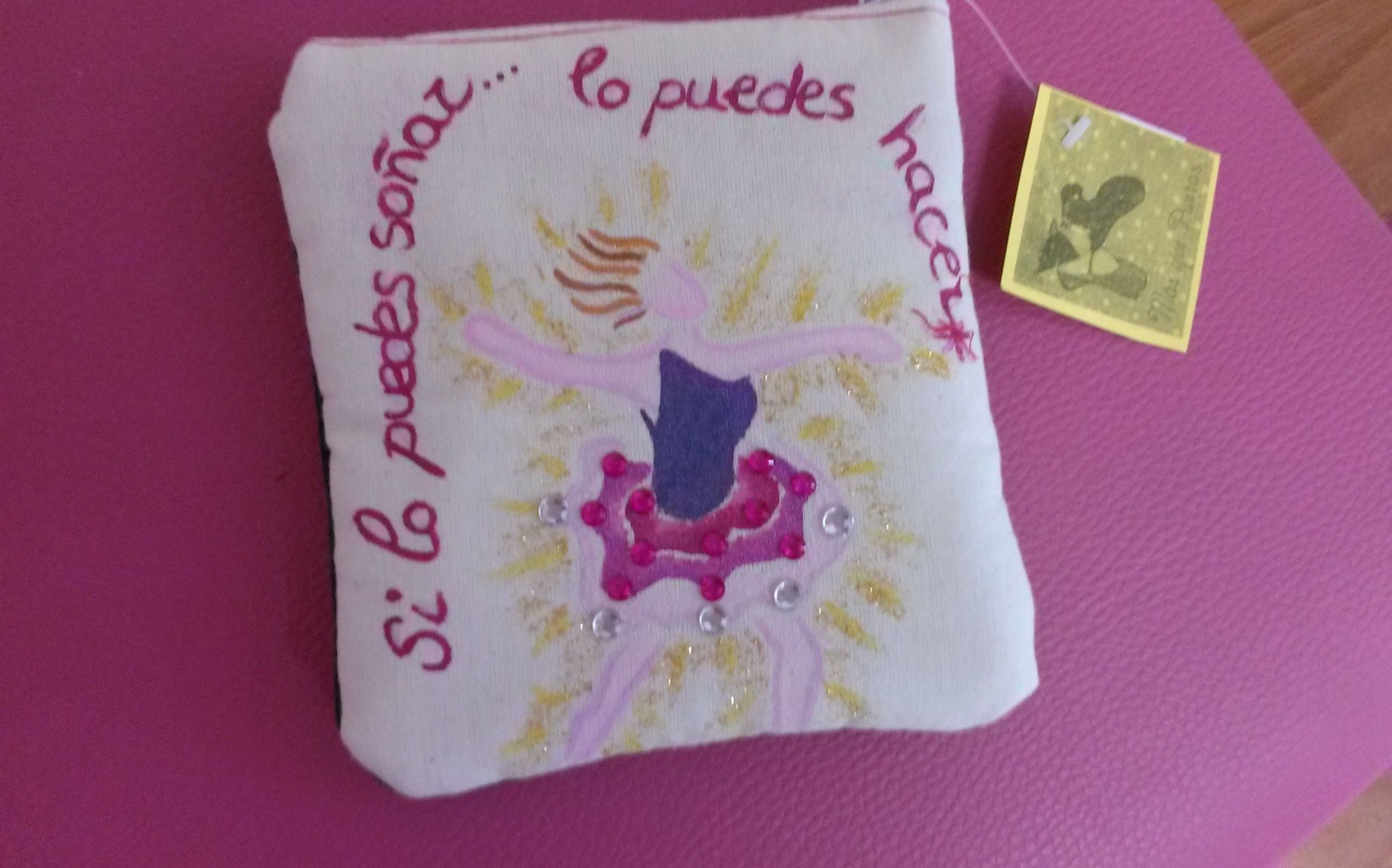 Mas Que Puntas ( Monedero ) Mas Que Puntas ( Monedero )
