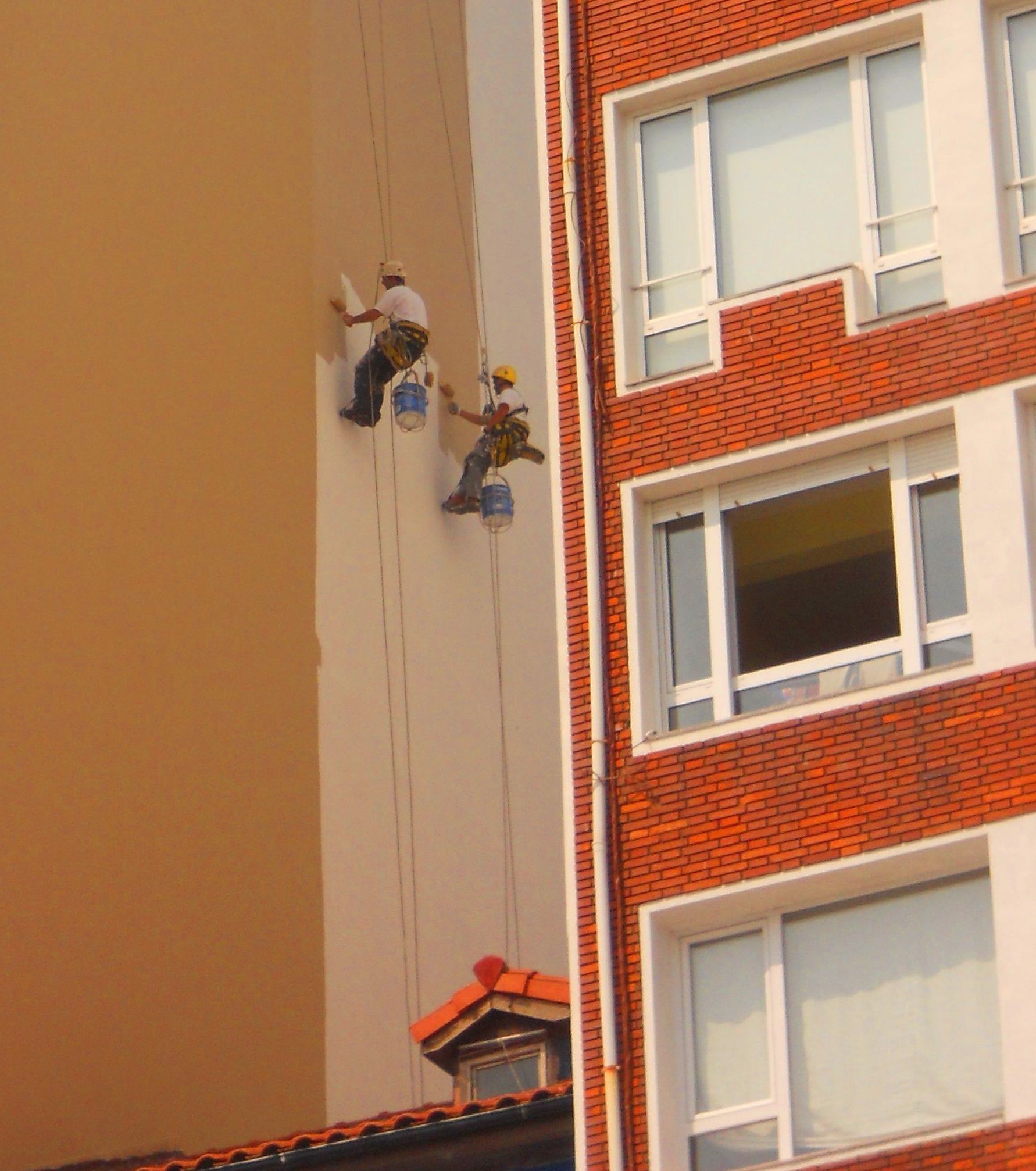 Trabajos verticales Torrelavega-Santander. Trabajos verticales Torrelavega-Santander.