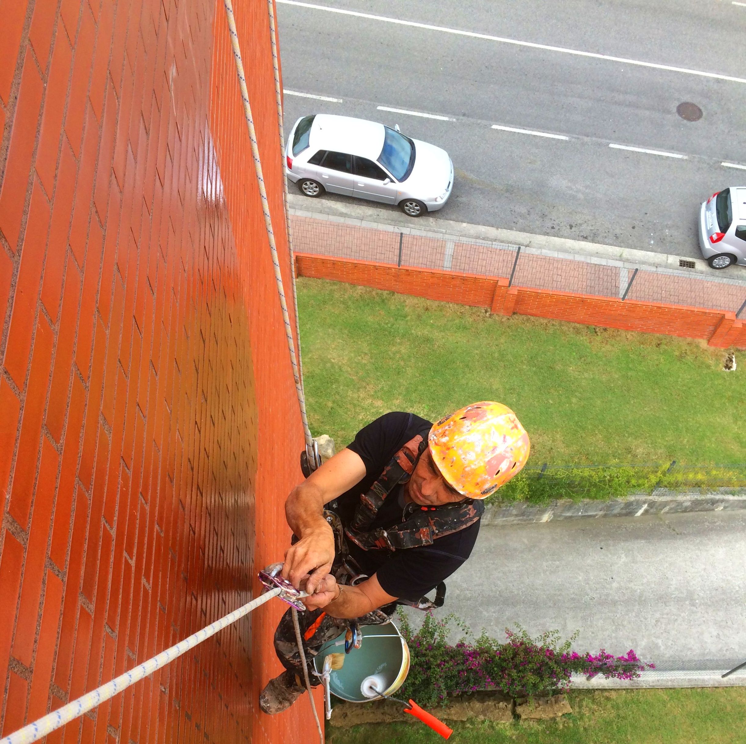Impermeabilizantes e hidrófugos para fachadas en Santander-Torrelavega. Impermeabilizantes e hidrófugos para fachadas en Santander-Torrelavega.
