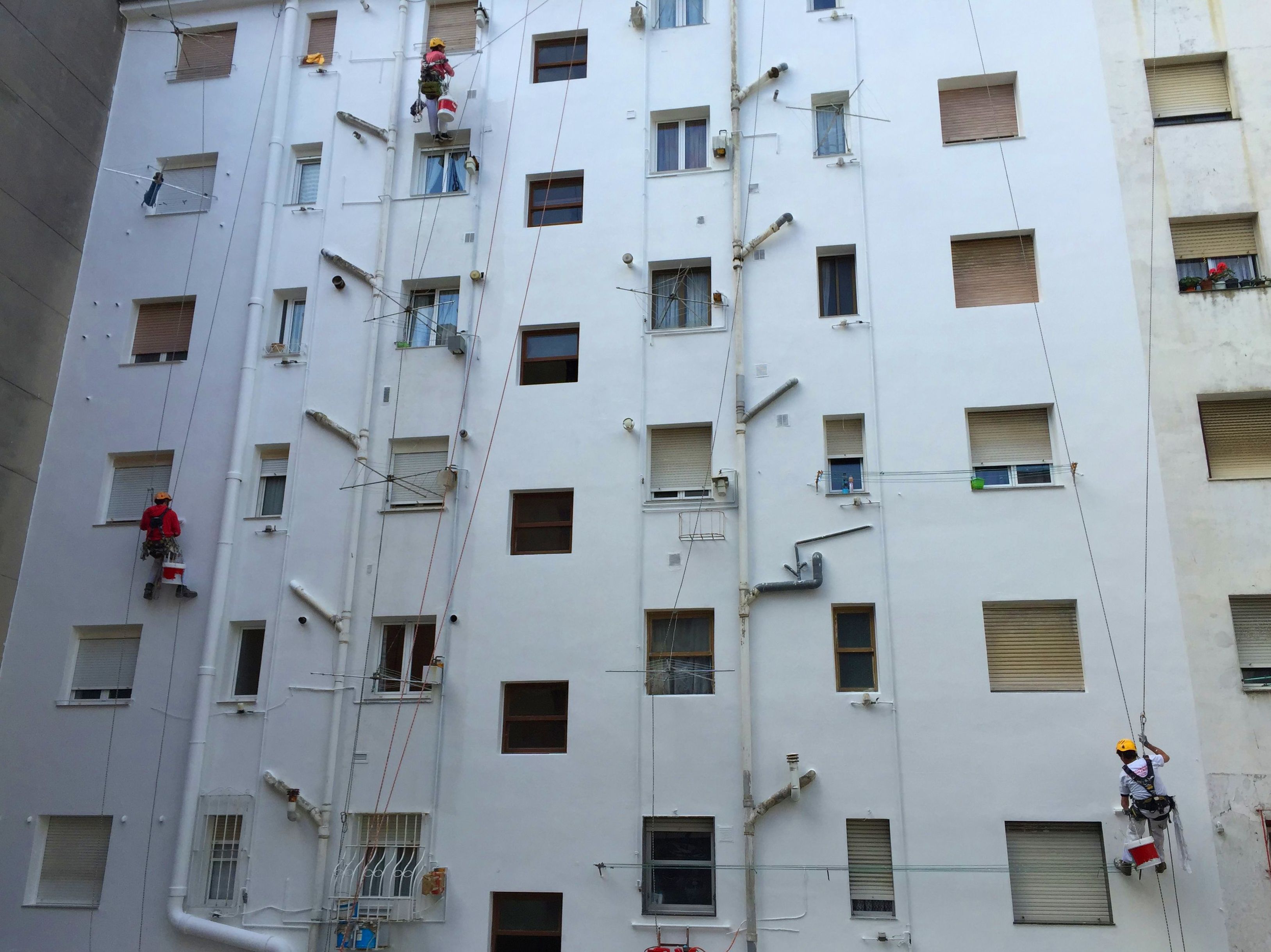 Reforma de fachadas descuelgues verticales Reforma de fachadas descuelgues verticales
