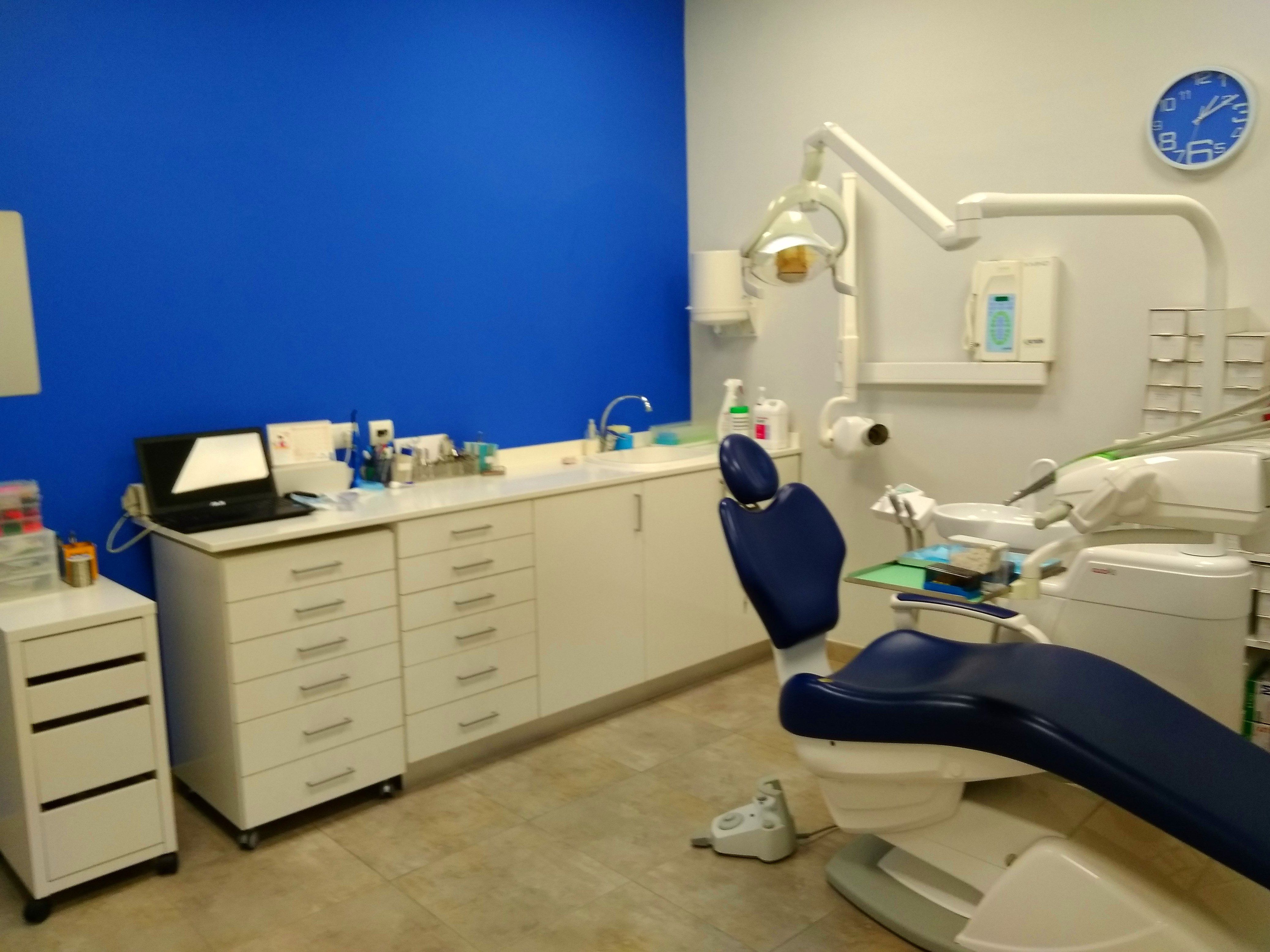 Odontología general: Especialidades de Clínica Dental Empar Benlloch Odontología general: Especialidades de Clínica Dental Empar Benlloch