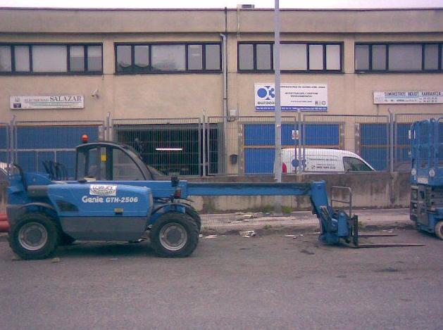 Alquiler de maquinaria : Servicios de Transportes y Grúas Lomax Alquiler de maquinaria : Servicios de Transportes y Grúas Lomax