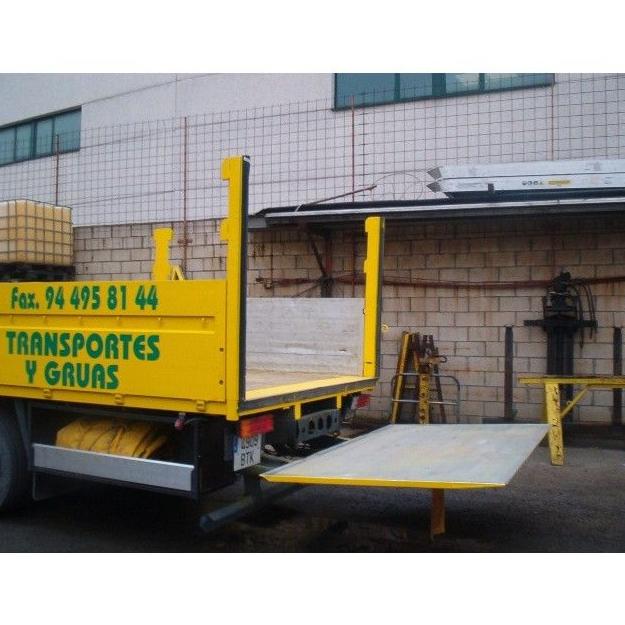 Camión grúa con plataforma: Servicios de Transportes y Grúas Lomax Camión grúa con plataforma: Servicios de Transportes y Grúas Lomax